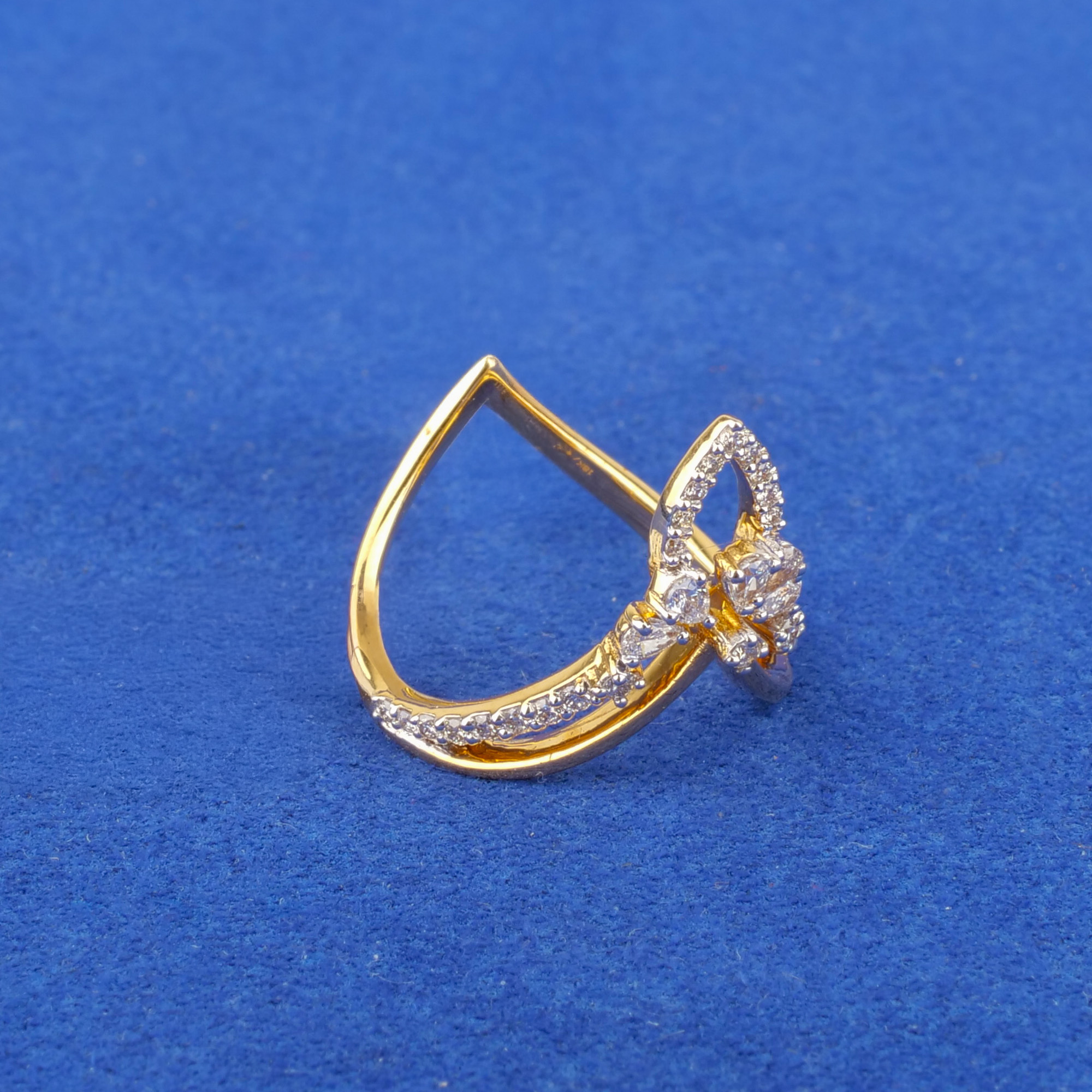 18K Yellow Gold Diamond 'Vanki' Ring