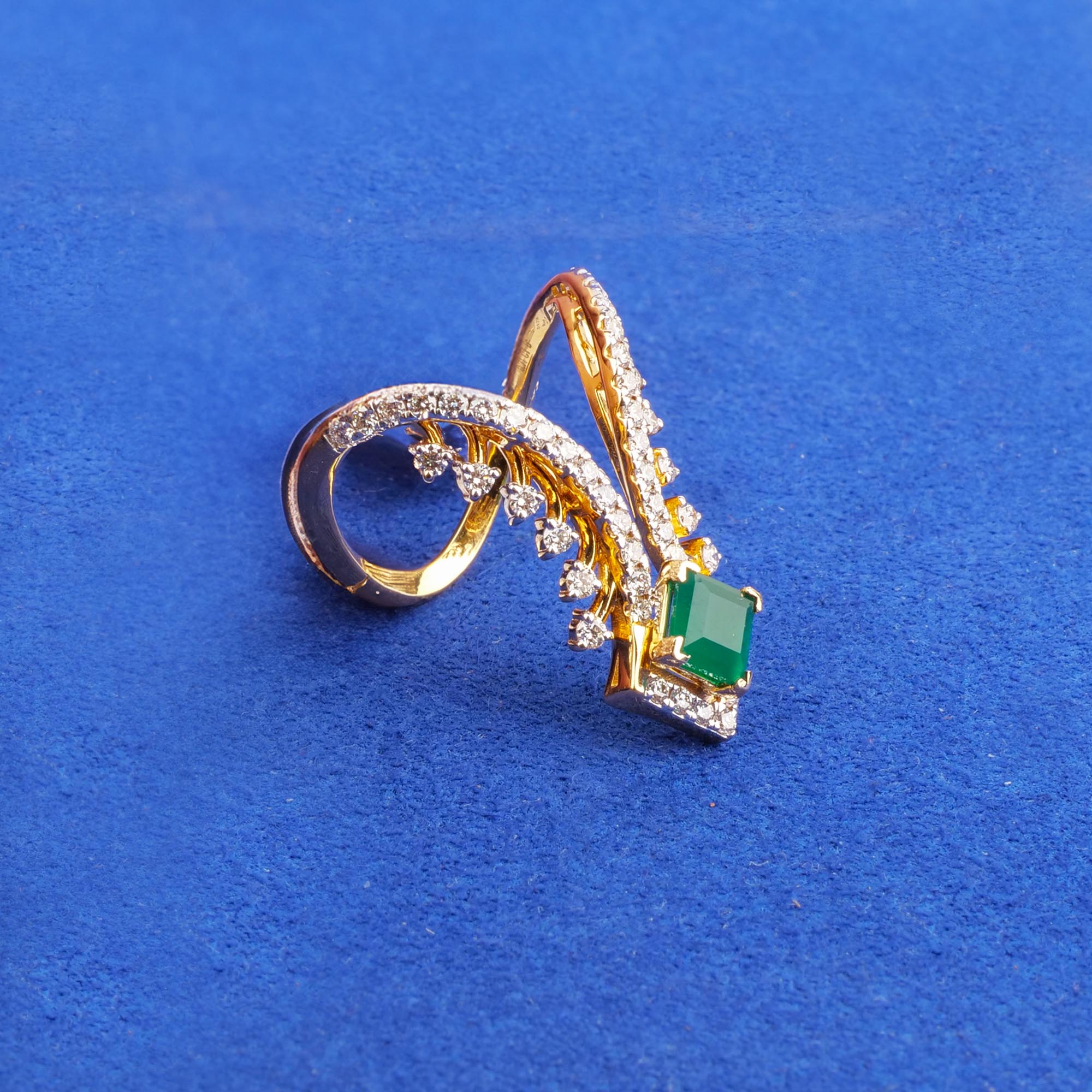 18K Yellow Gold Diamond 'Vanki' Ring