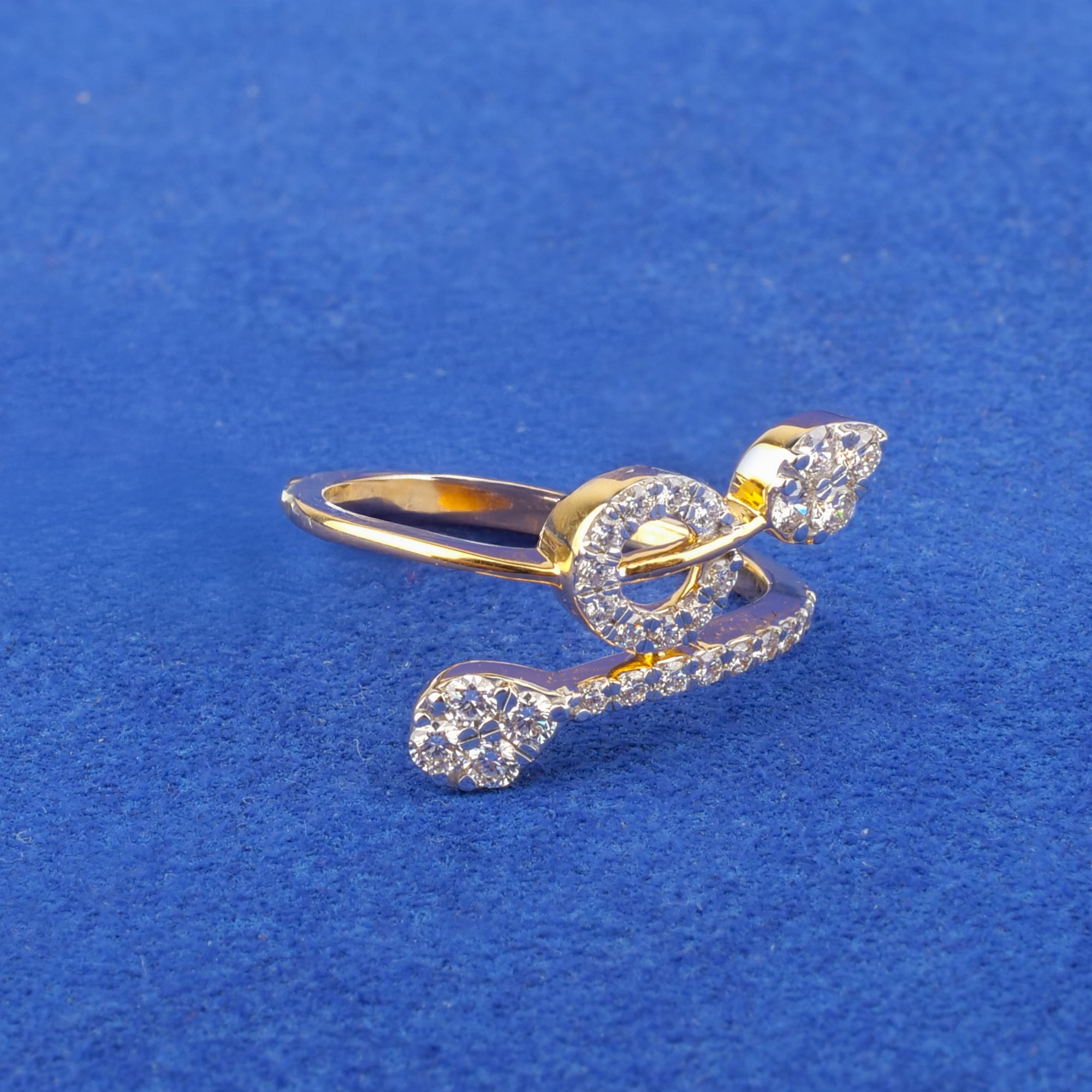18K Yellow Gold Diamond Ring