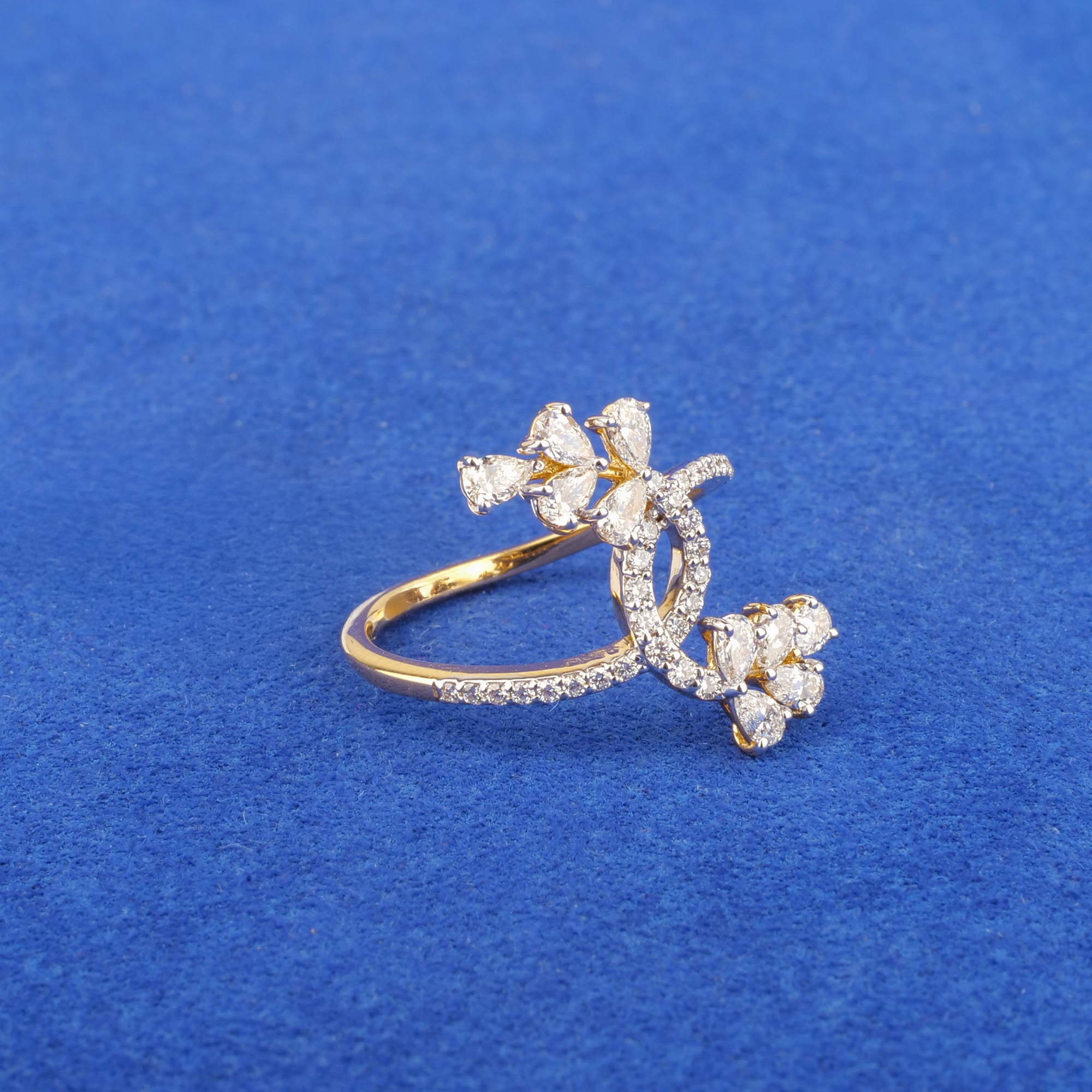 18K Yellow Gold Diamond Ring