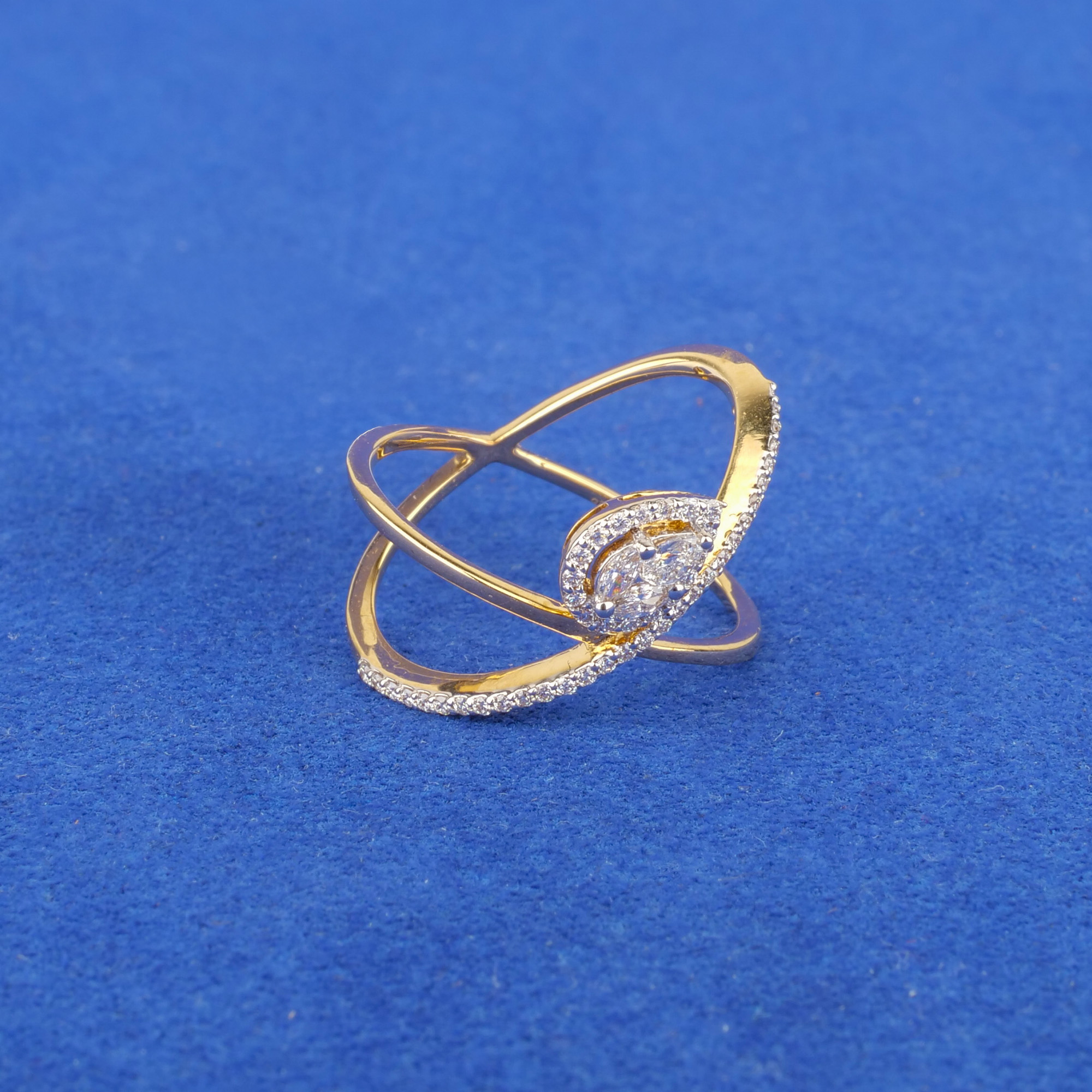18K Yellow Gold Diamond Ring