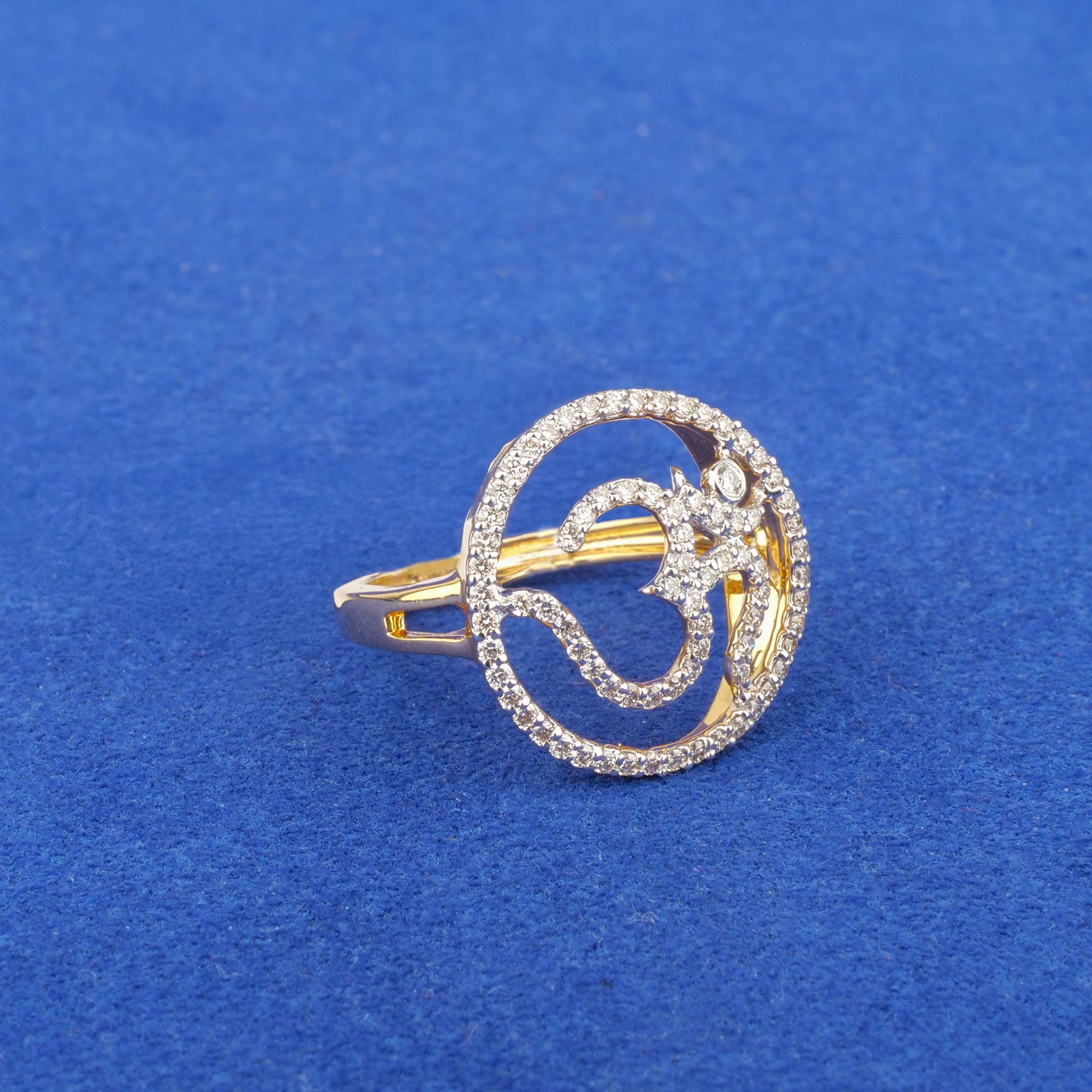 18K Yellow Gold Diamond 'Om' Ring