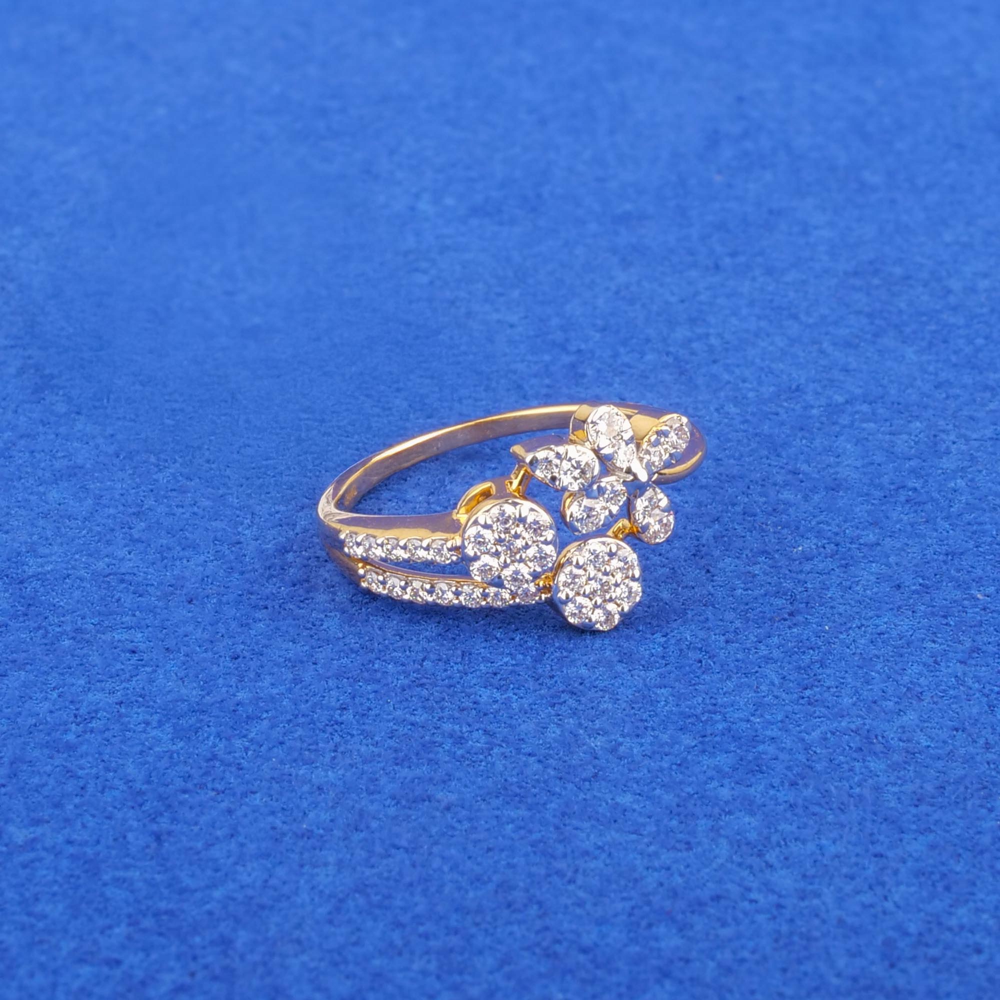 18K Yellow Gold Diamond Ring