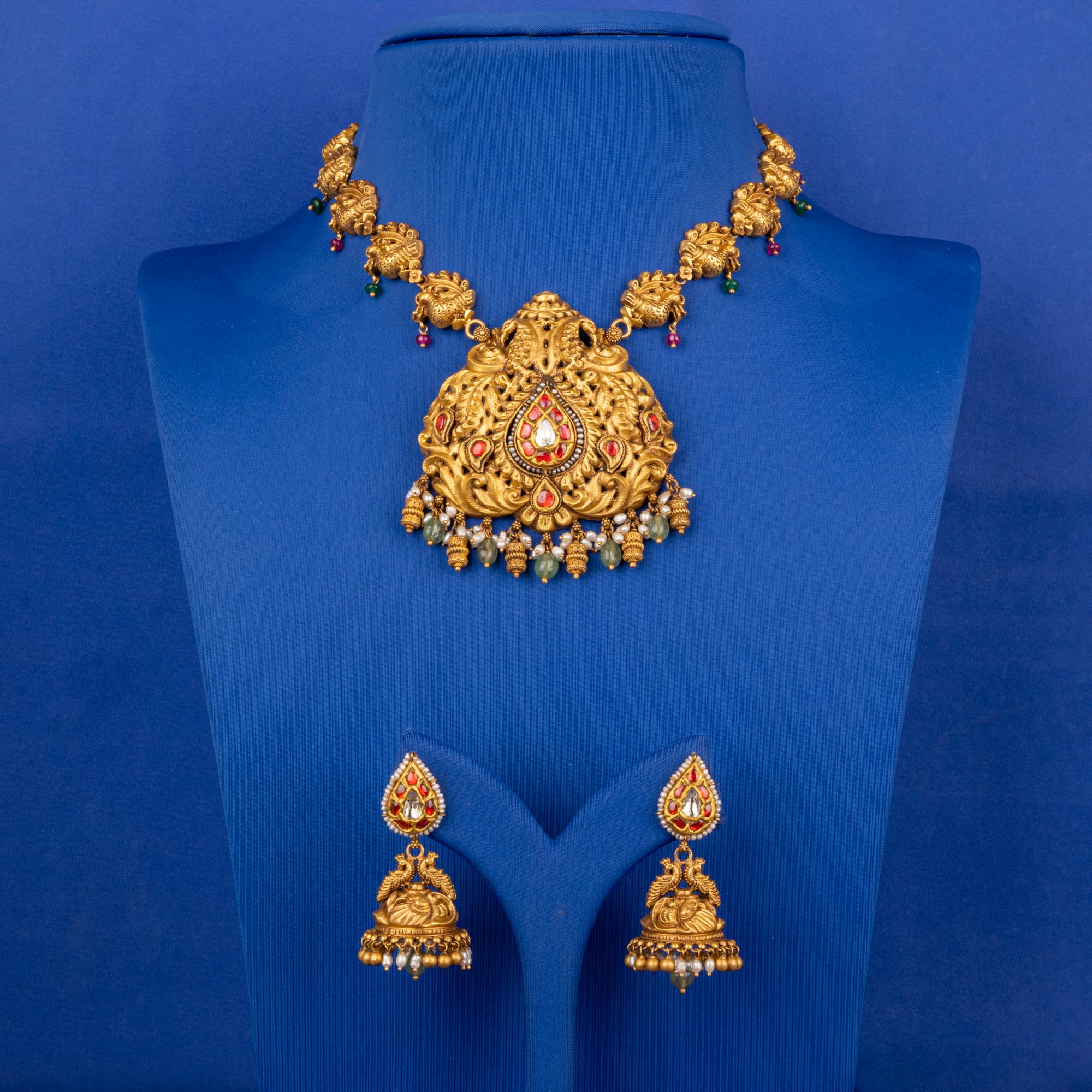 Enchanting Heirloom: Handmade 22k 'Antique' Polki Diamond Necklace and Earrings Set