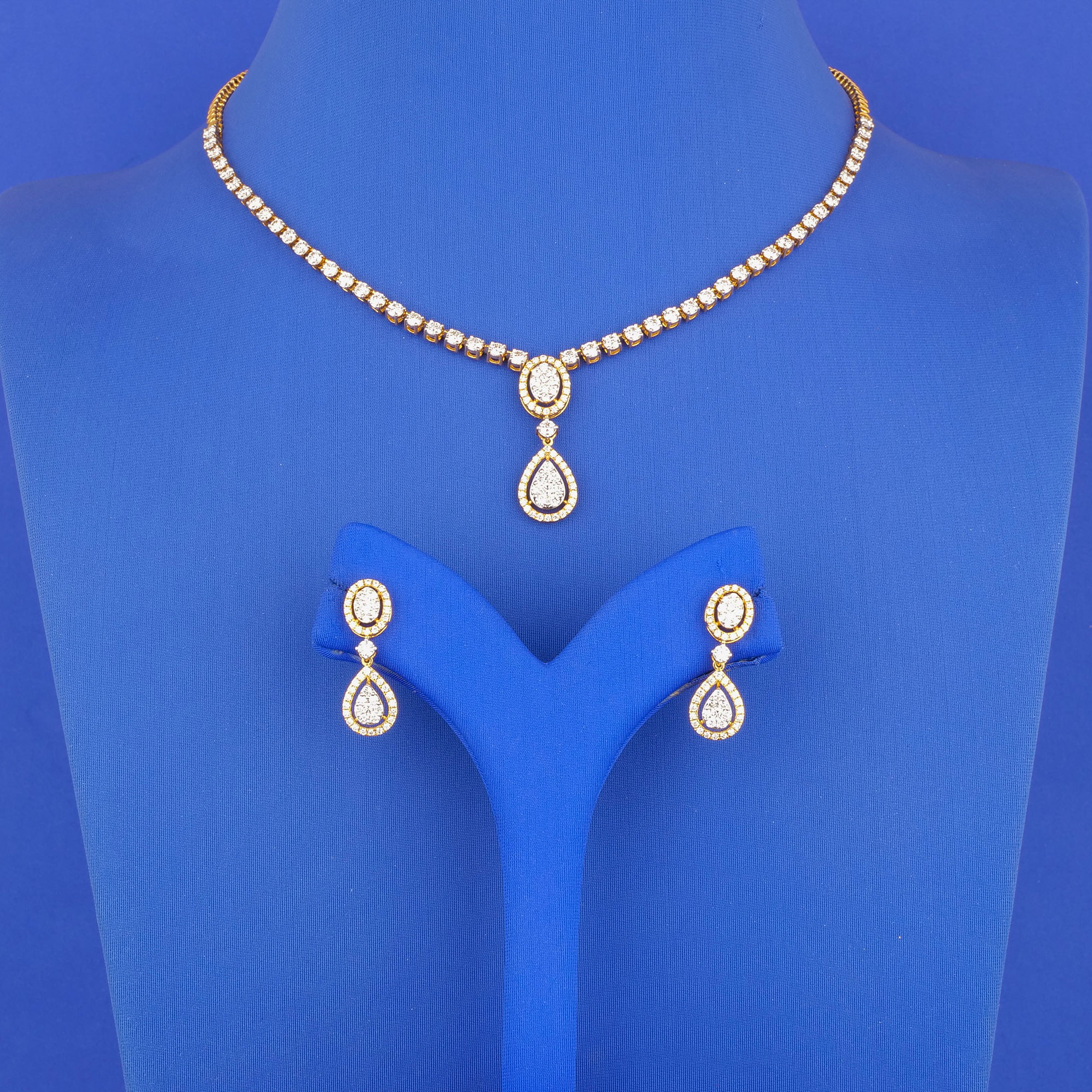 18K Yellow Gold Diamond Necklace and Earring Set