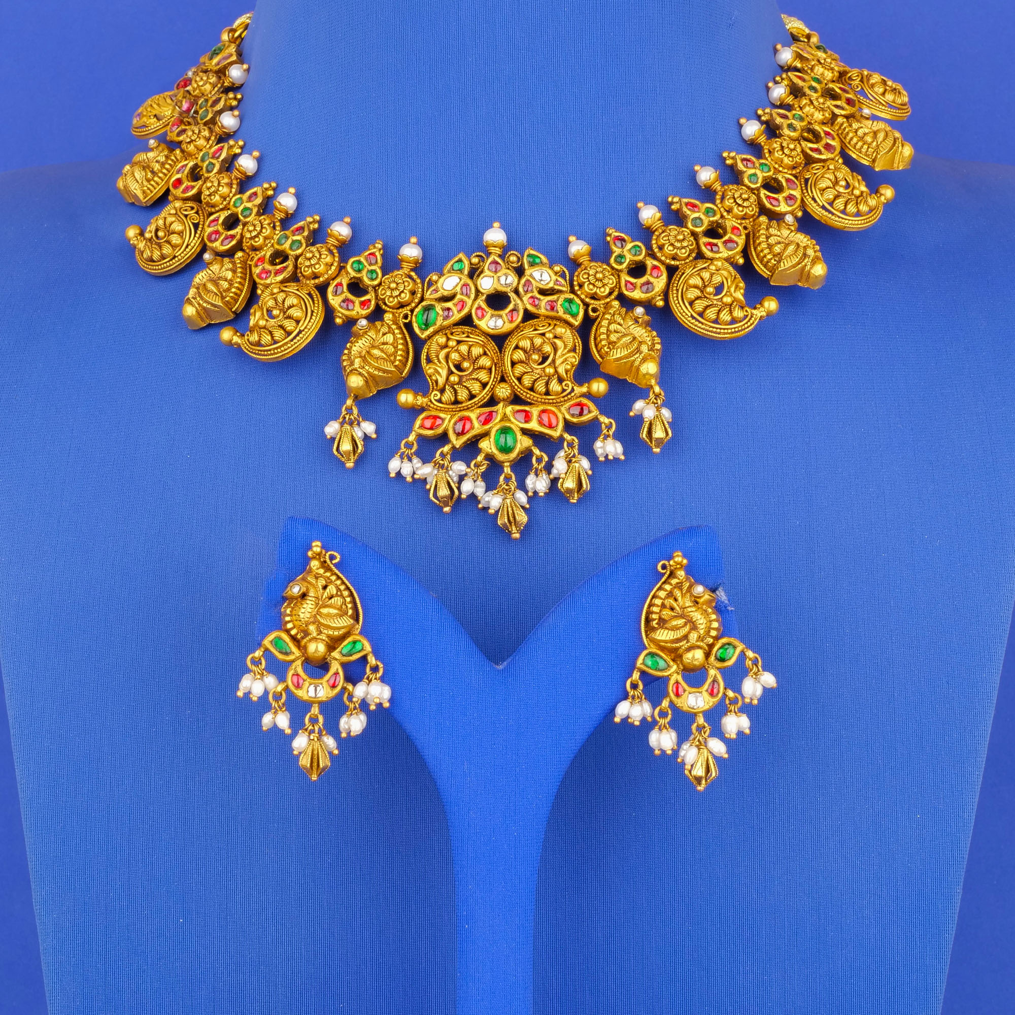 22K 'Antique' Polki Diamond NE Set