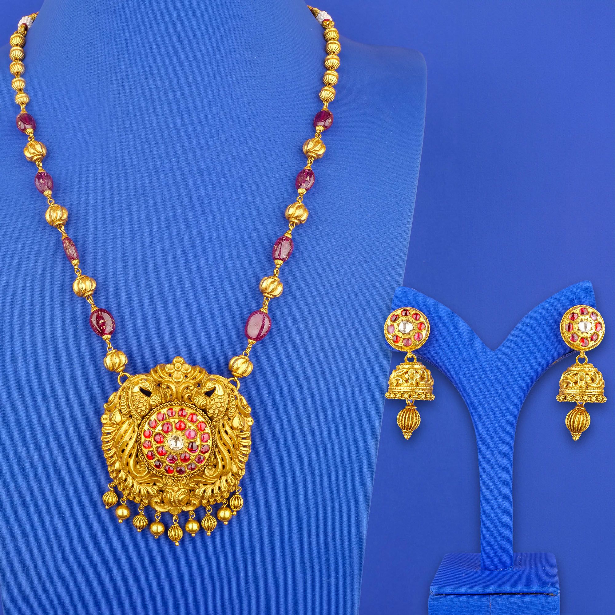 22K 'Antique' Polki Diamond Ruby Necklace and Earring Set