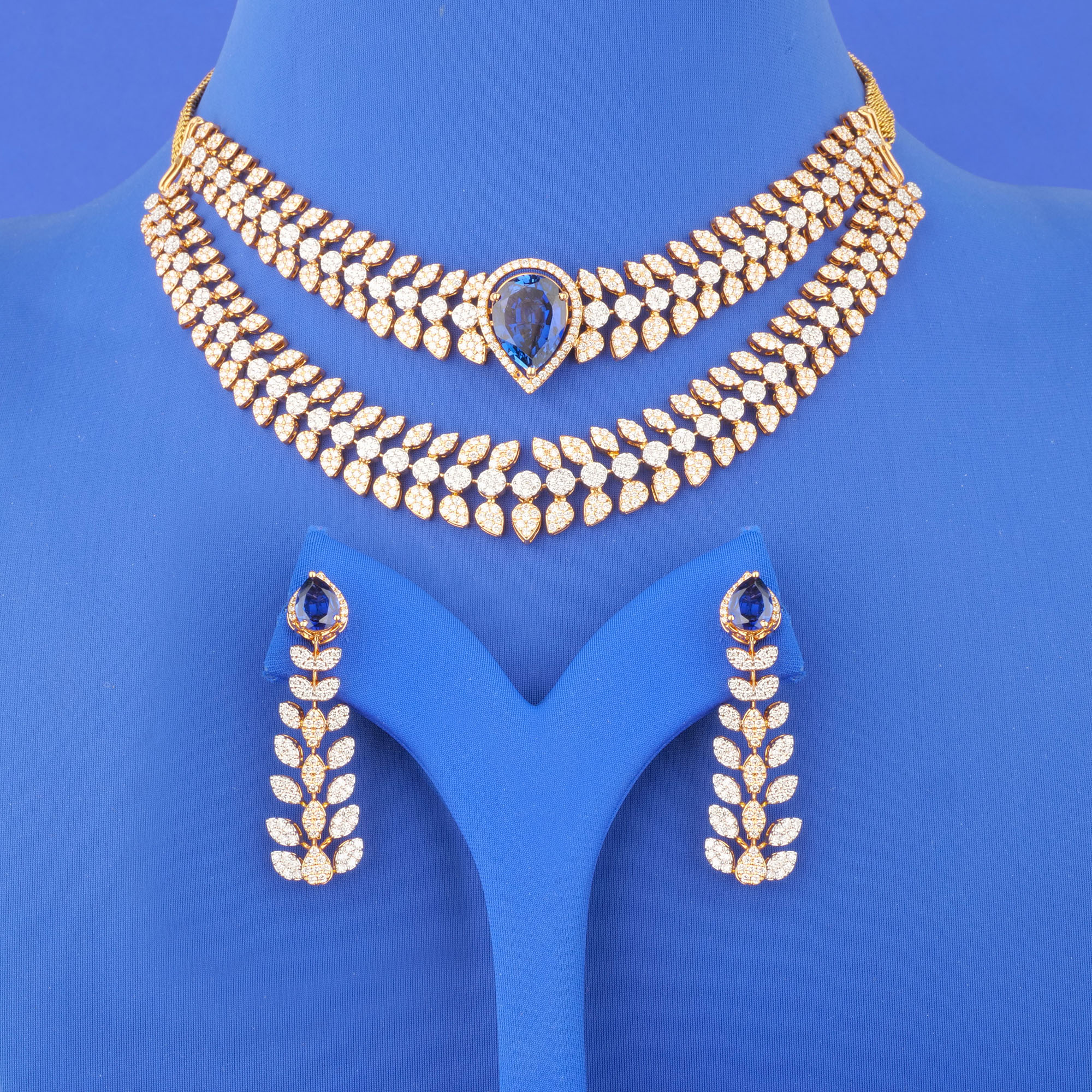 18K Rose Gold Diamond Necklace and Earrings Set (Intchg.)