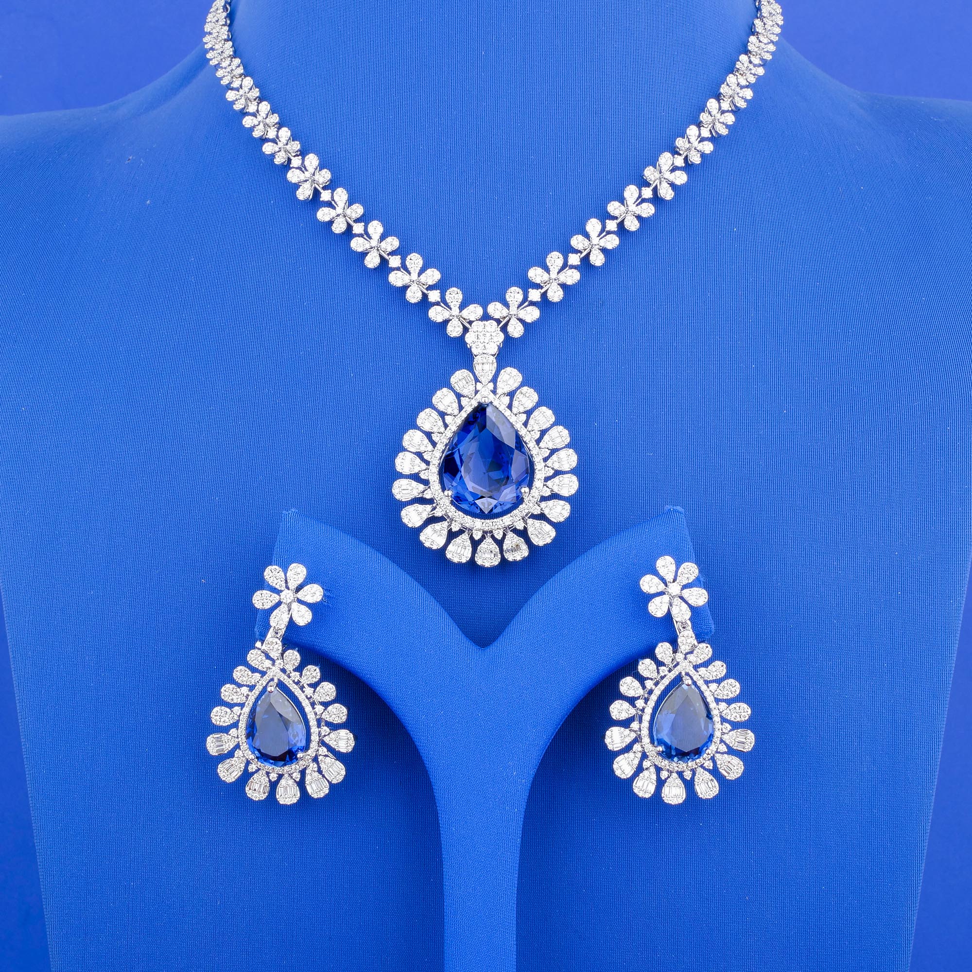 18K White Gold Diamond Necklace and Earring Set w/ Blue Stones (Detachable)