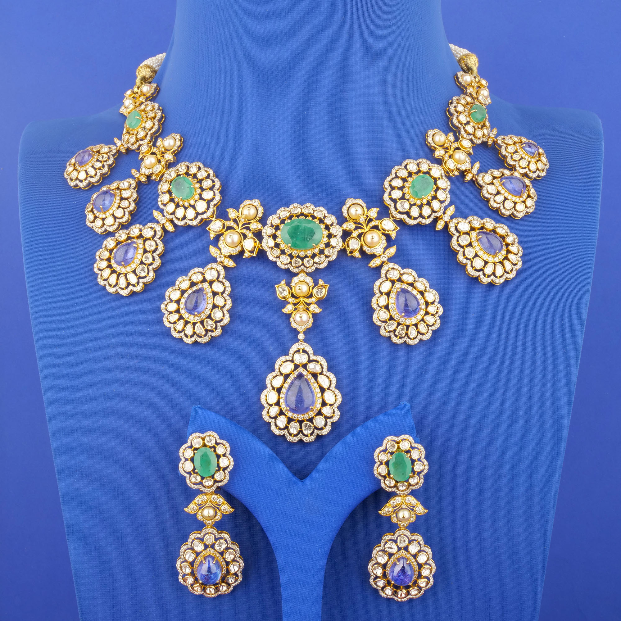 18K 'Victorian Diamond/Polki Diamond Emerald Tanzanite Necklace and Earrings Set
