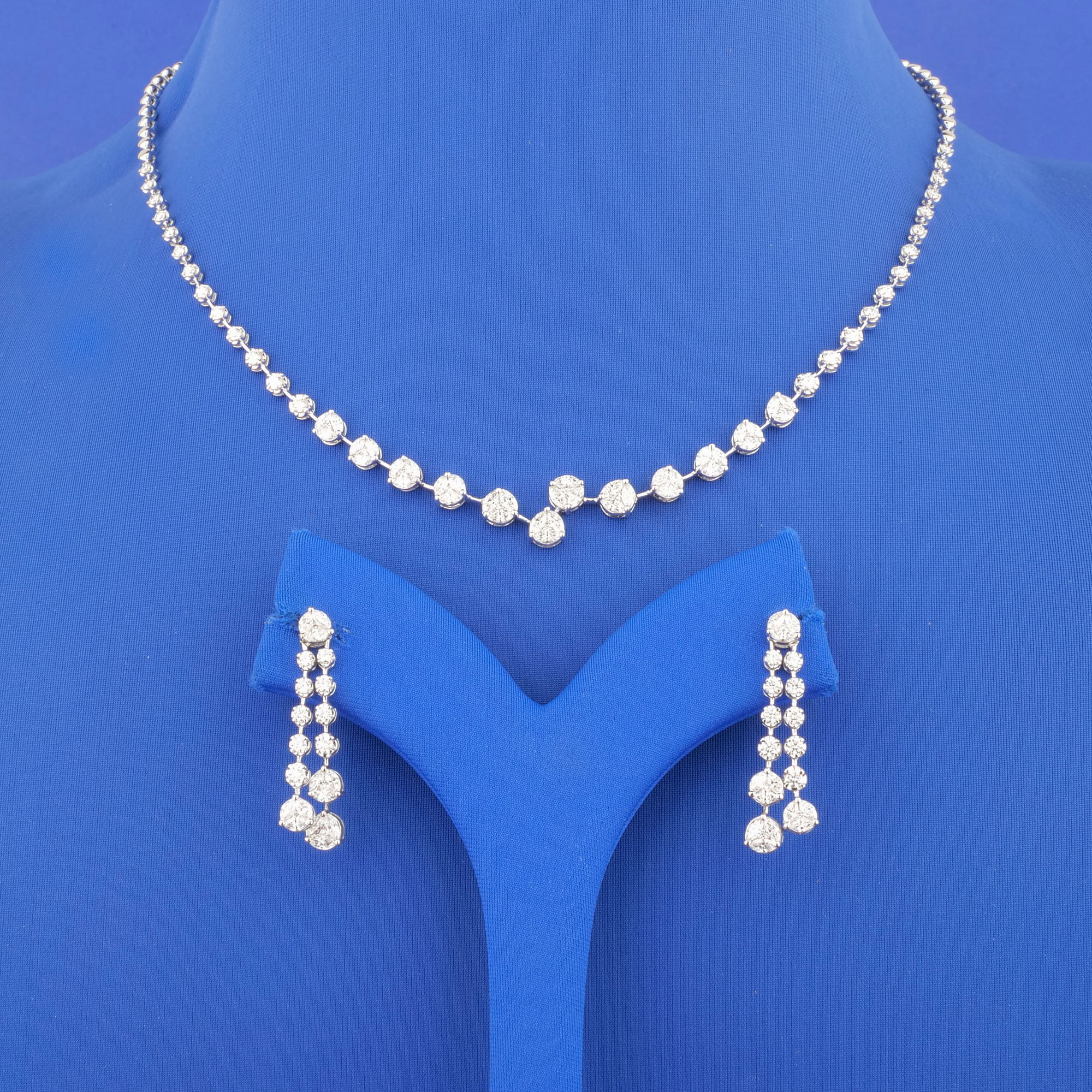 18K White Gold Diamond Necklace and Earrings Set