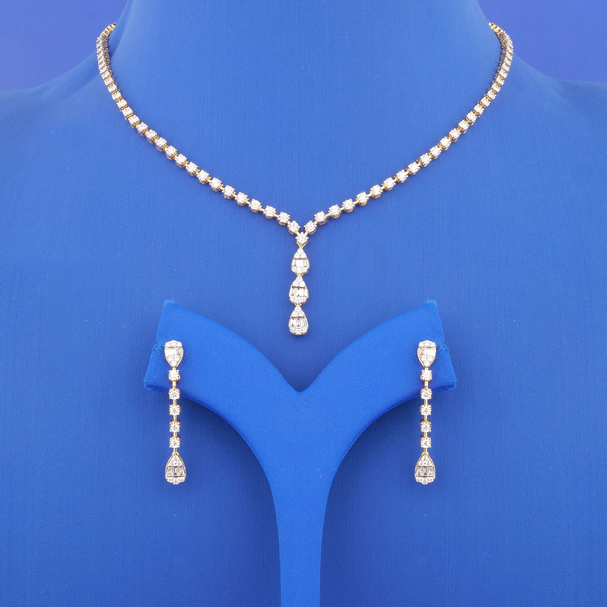 18K Yellow Gold Diamond Necklace and Earrings Set