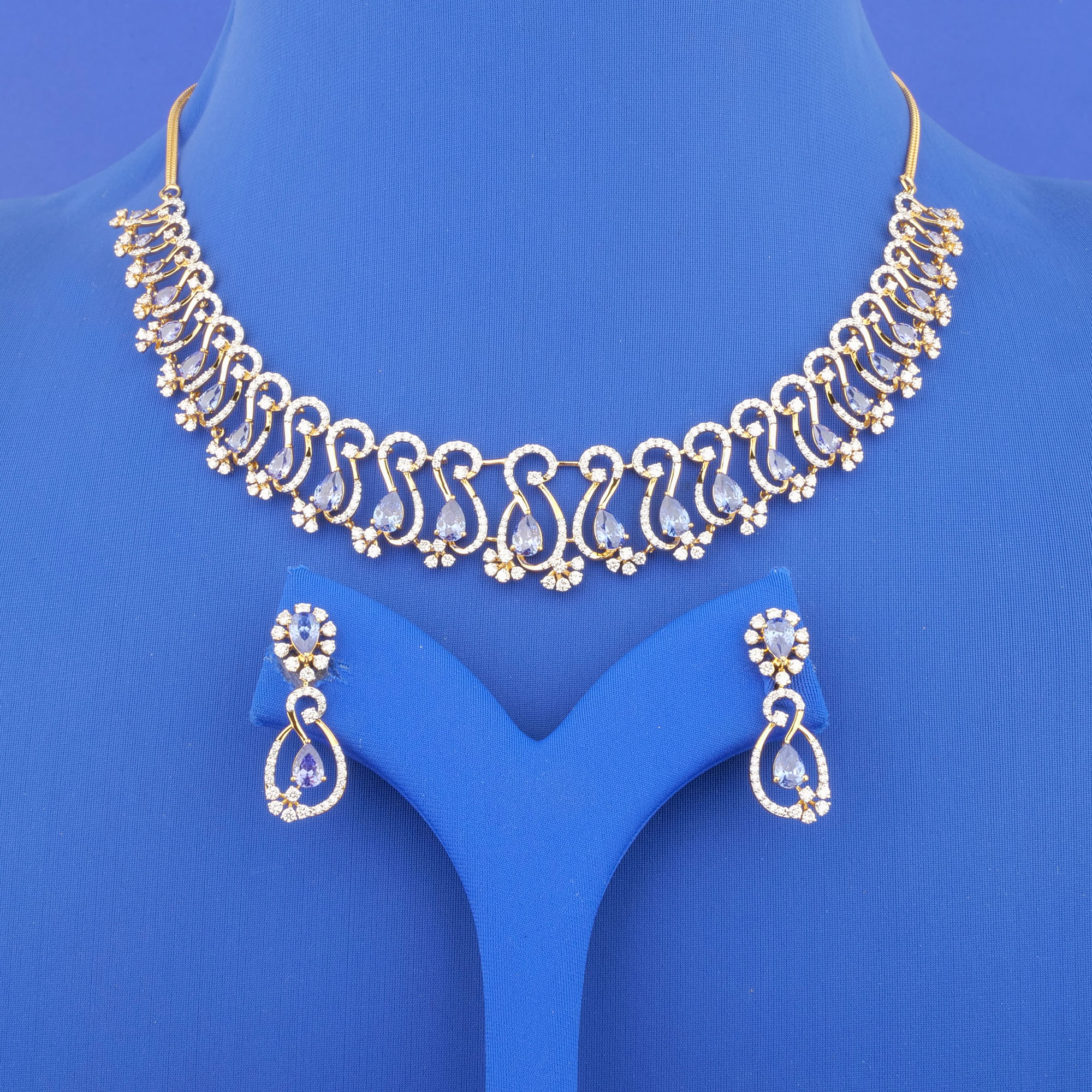18K Yelow Gold Diamond Necklace and Earrings Set w/ Blue Tourmaline