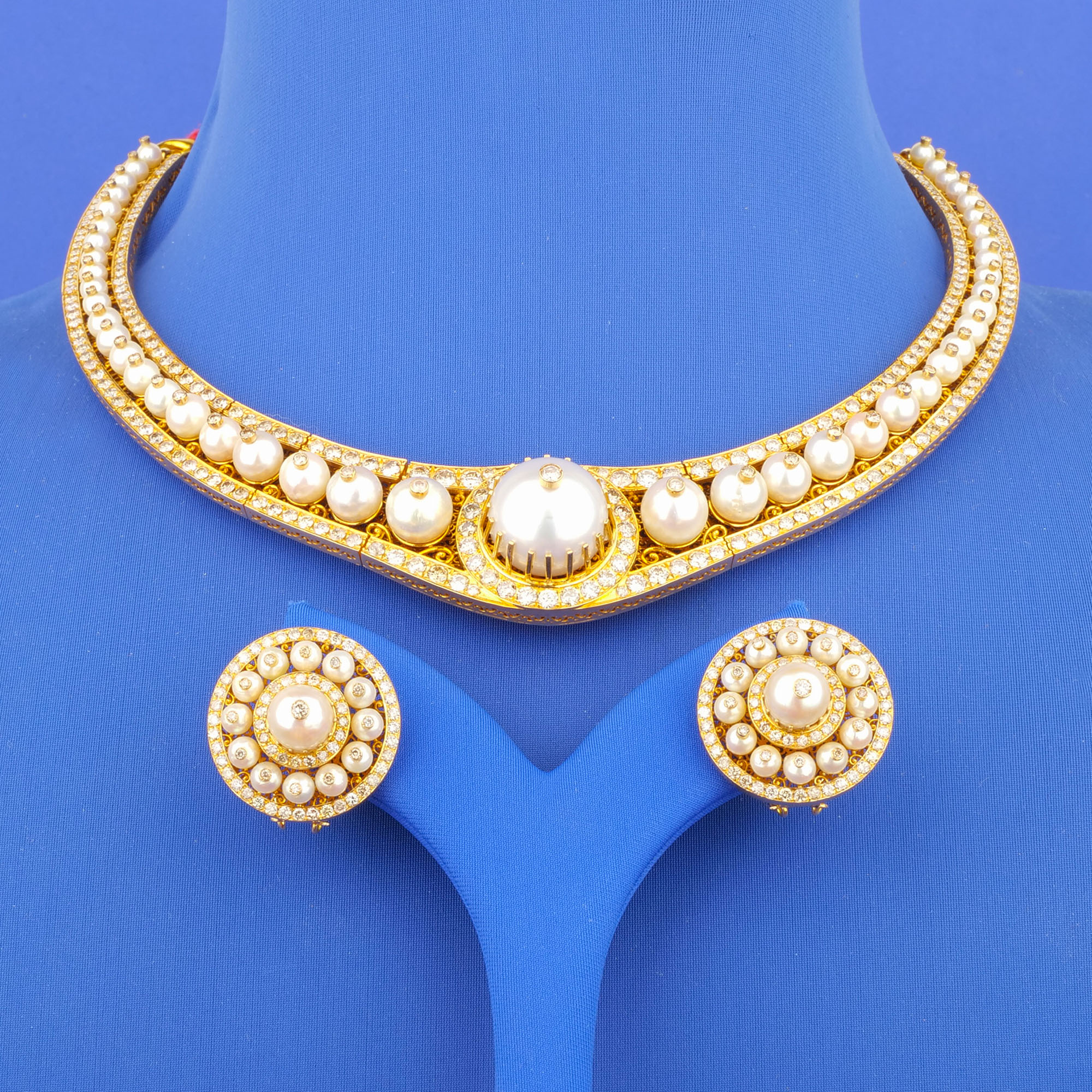 18K 'Victorian' Diamond/Polki Diamond South Sea Pearl Necklace and Earrings Set