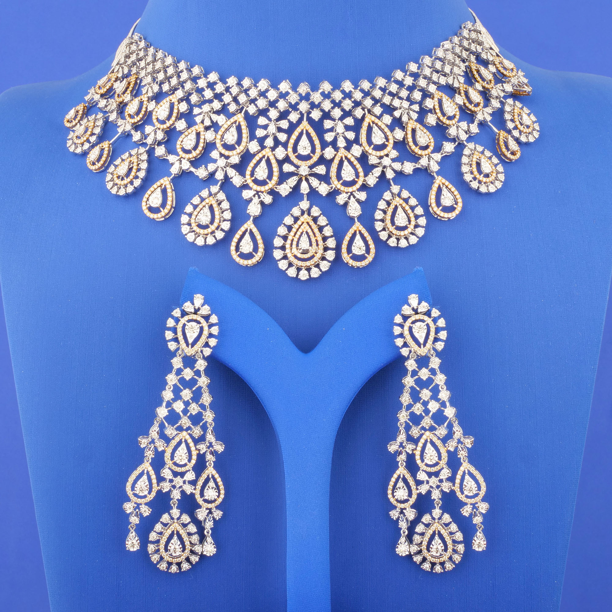 18K Rose Gold & White Gold Diamond Choker/Necklace and Earrings Set