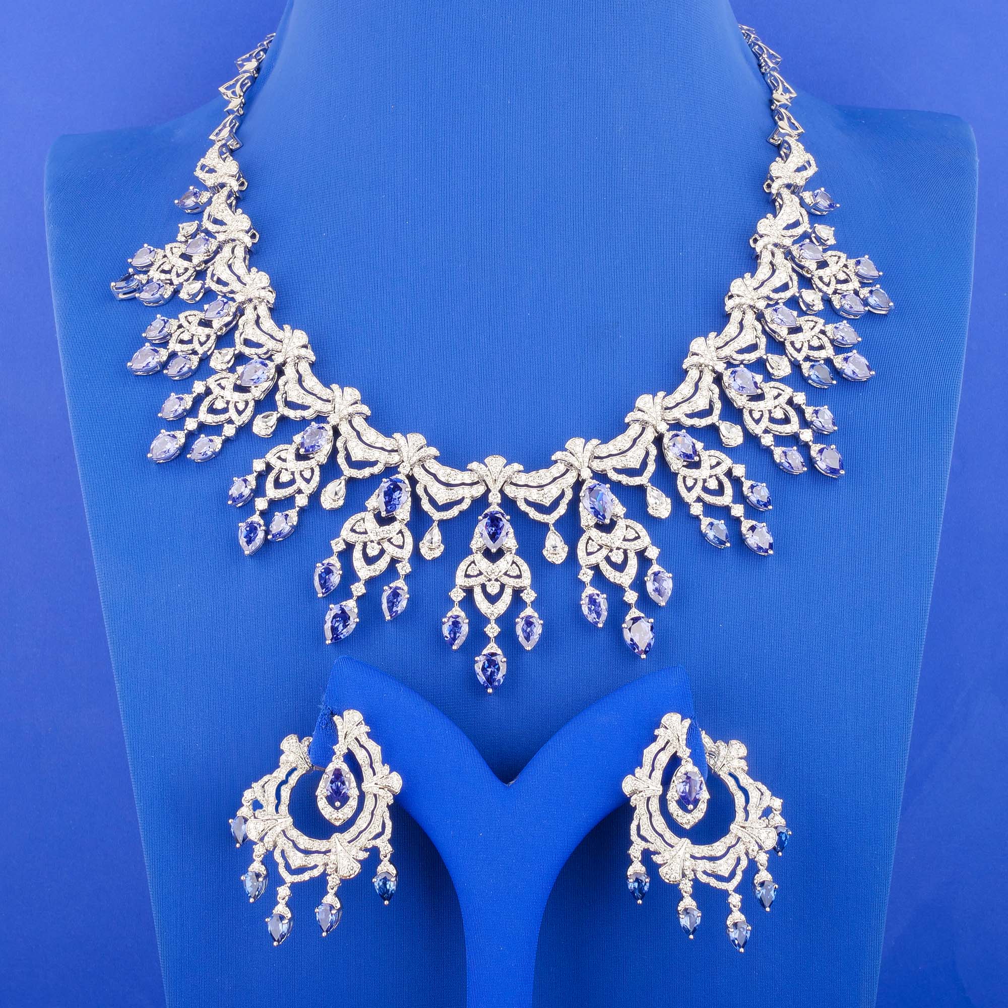 18K White Gold Diamond Rosecut Necklace and Earrings Set w/ Amethyst