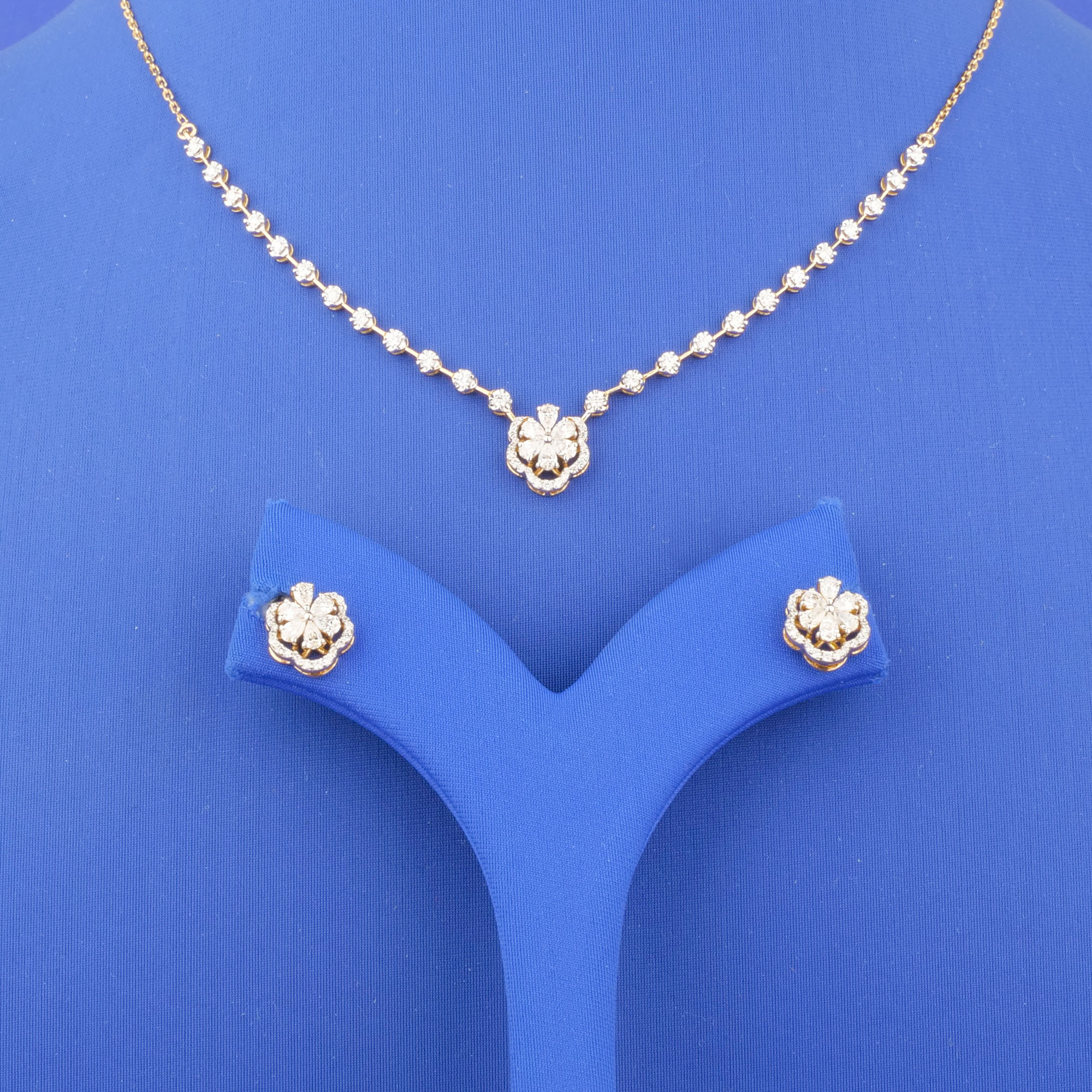 18K Yellow Gold Diamond Necklace and Earrings Set