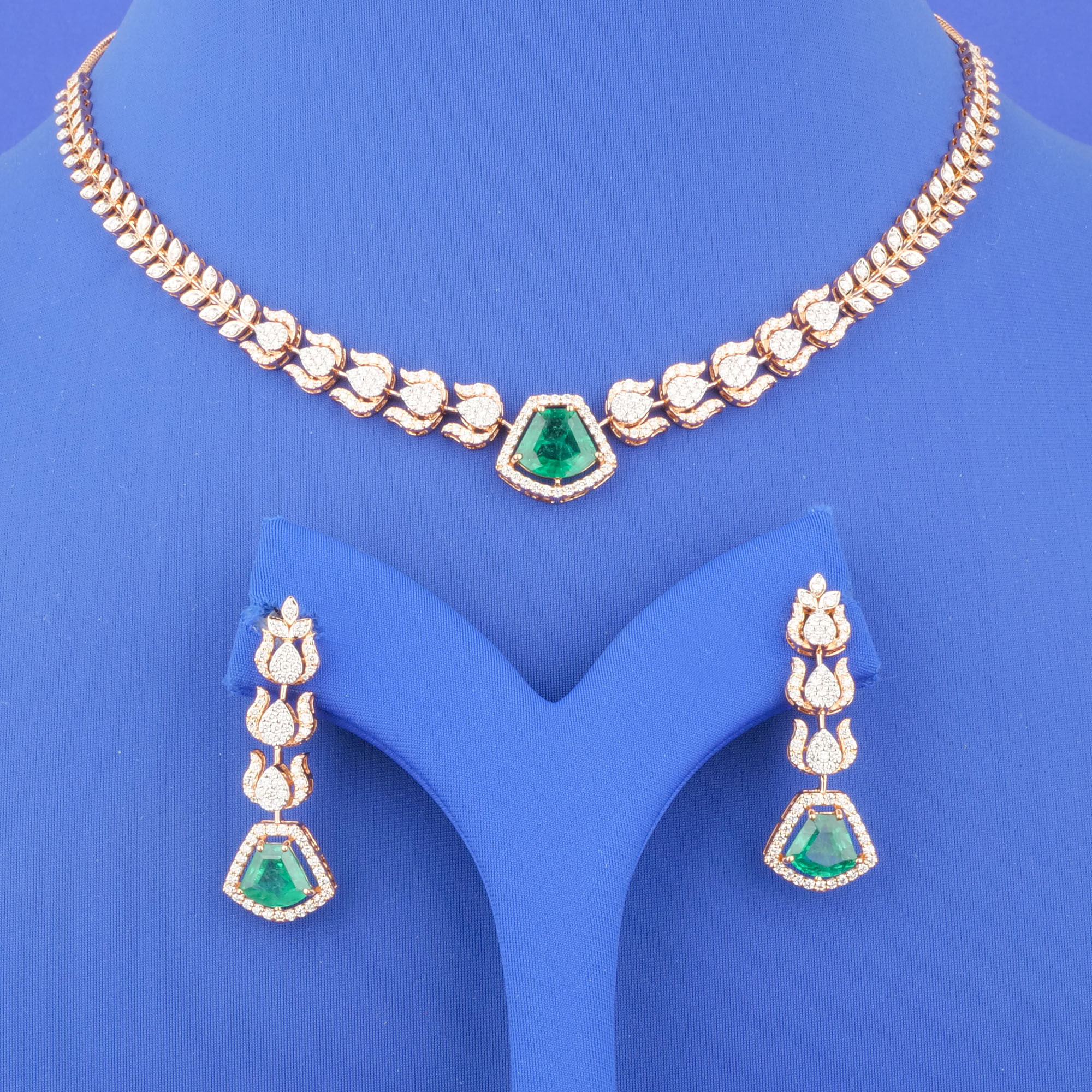 18K Rose Gold Diamond Emerald Necklace and Earrings Set