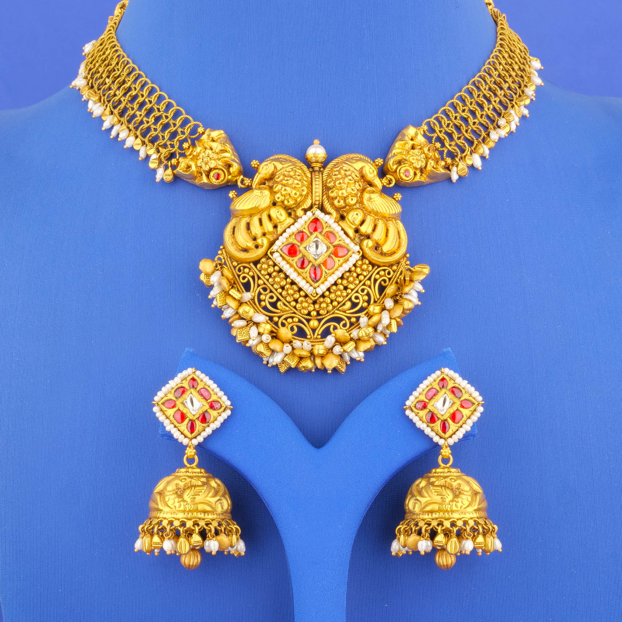 Twenty-Two Karat 'Antique' Polki Diamond Necklace and Earrings Set