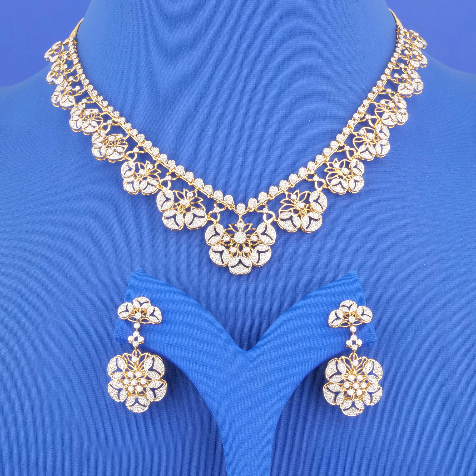 18K Yellow Gold Diamond Necklace and Earrings Set