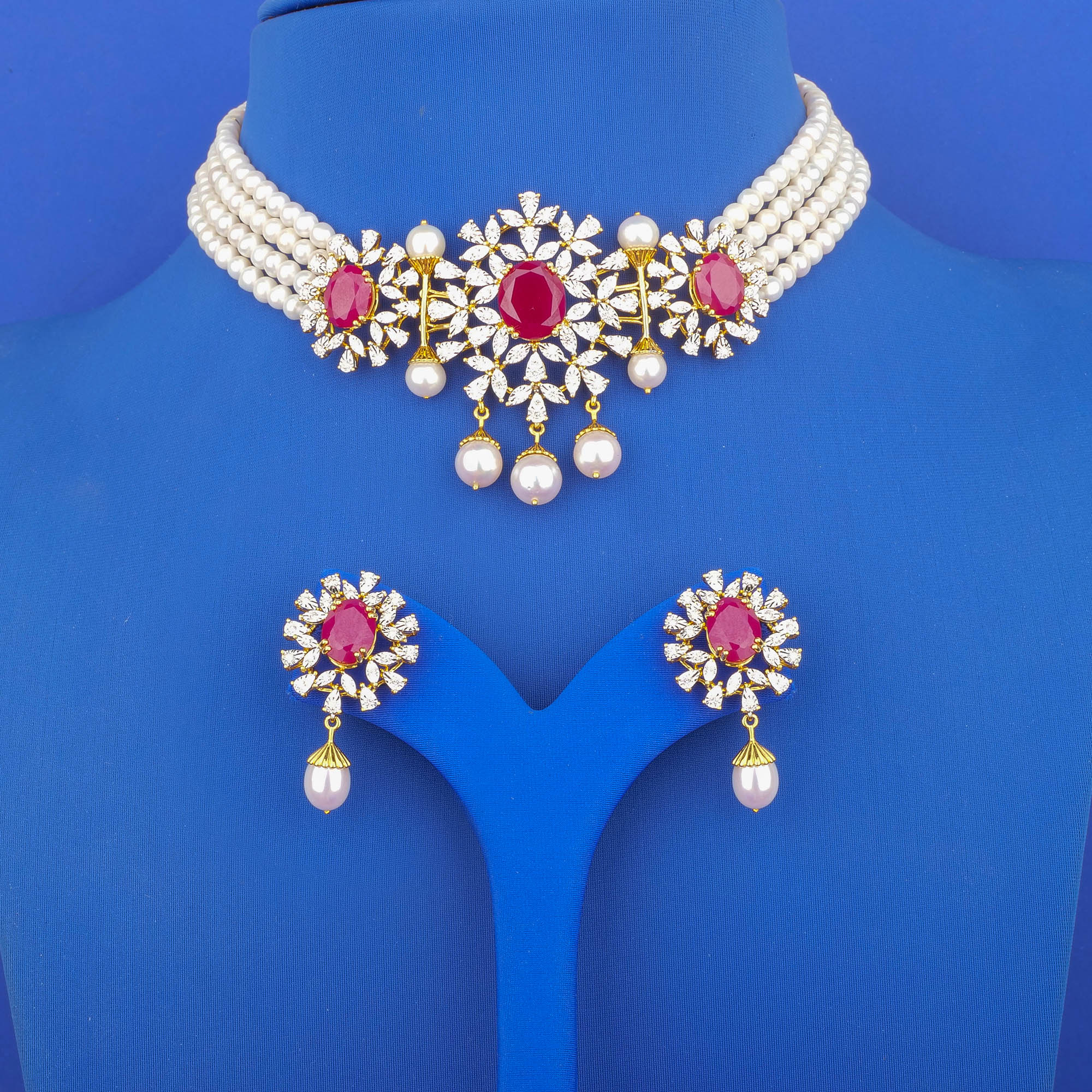 18K Yellow Gold Diamond Pearl Necklace and Earrings Set (Intchg.)