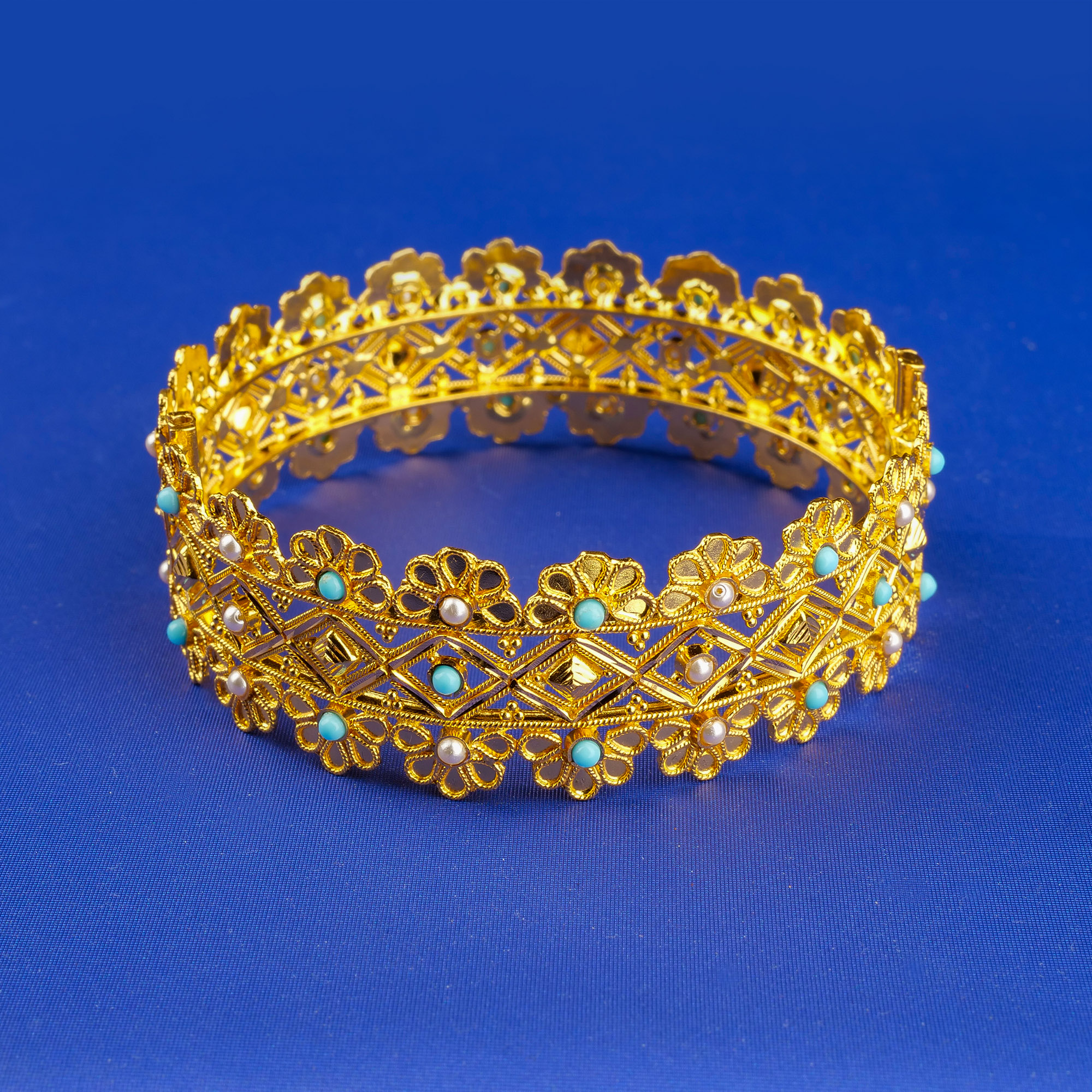 22K Gold Pearl Bangle/Bracelet