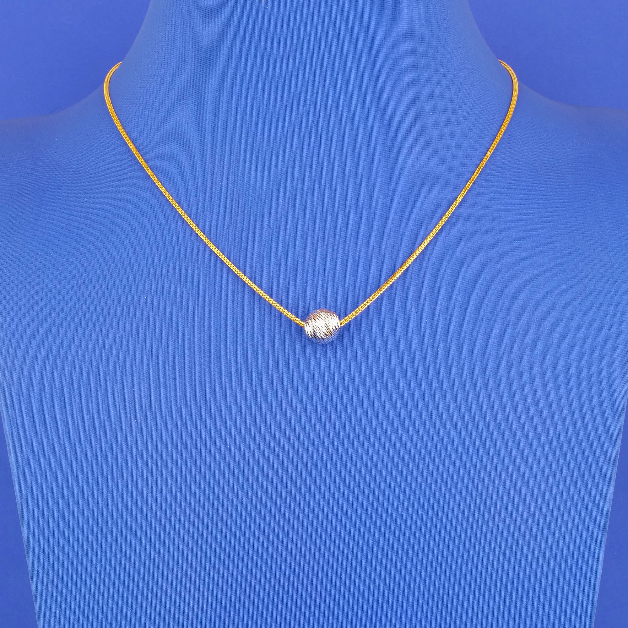 22K Two-Tone Pendant Chain