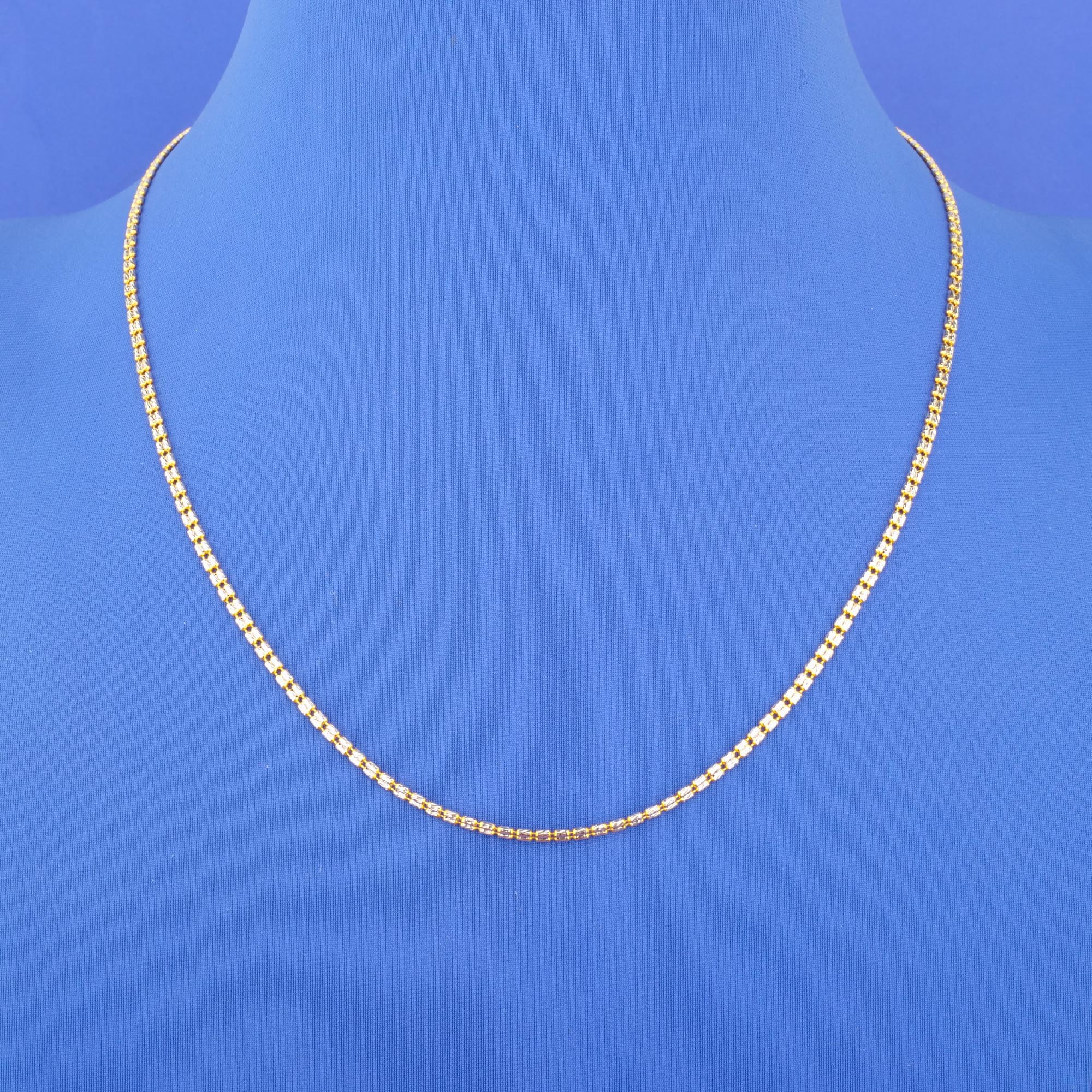 22K Two-Tone Gold Chain (=)