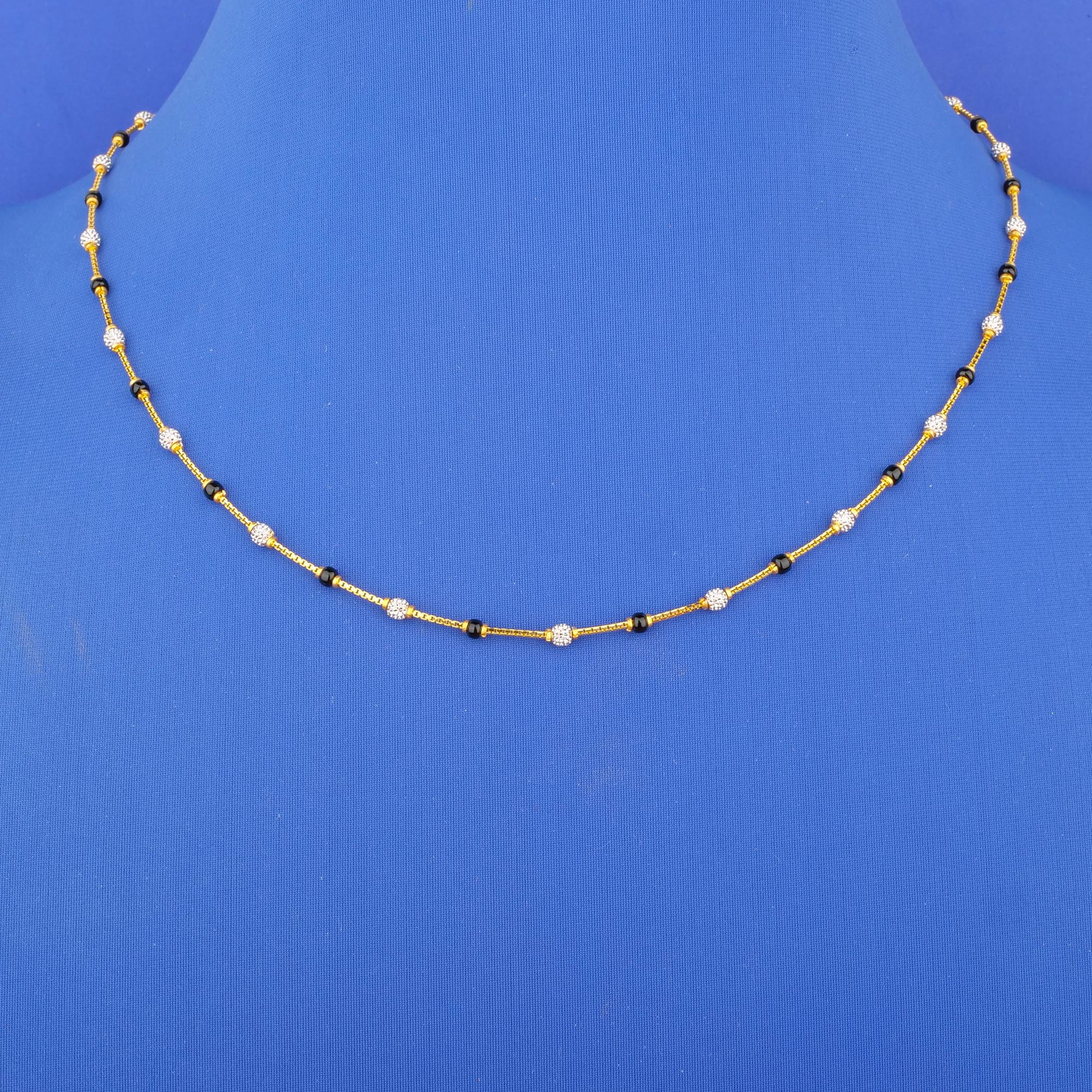 Twenty-Two Karat Two-Tone Gold Blackbead Chain*