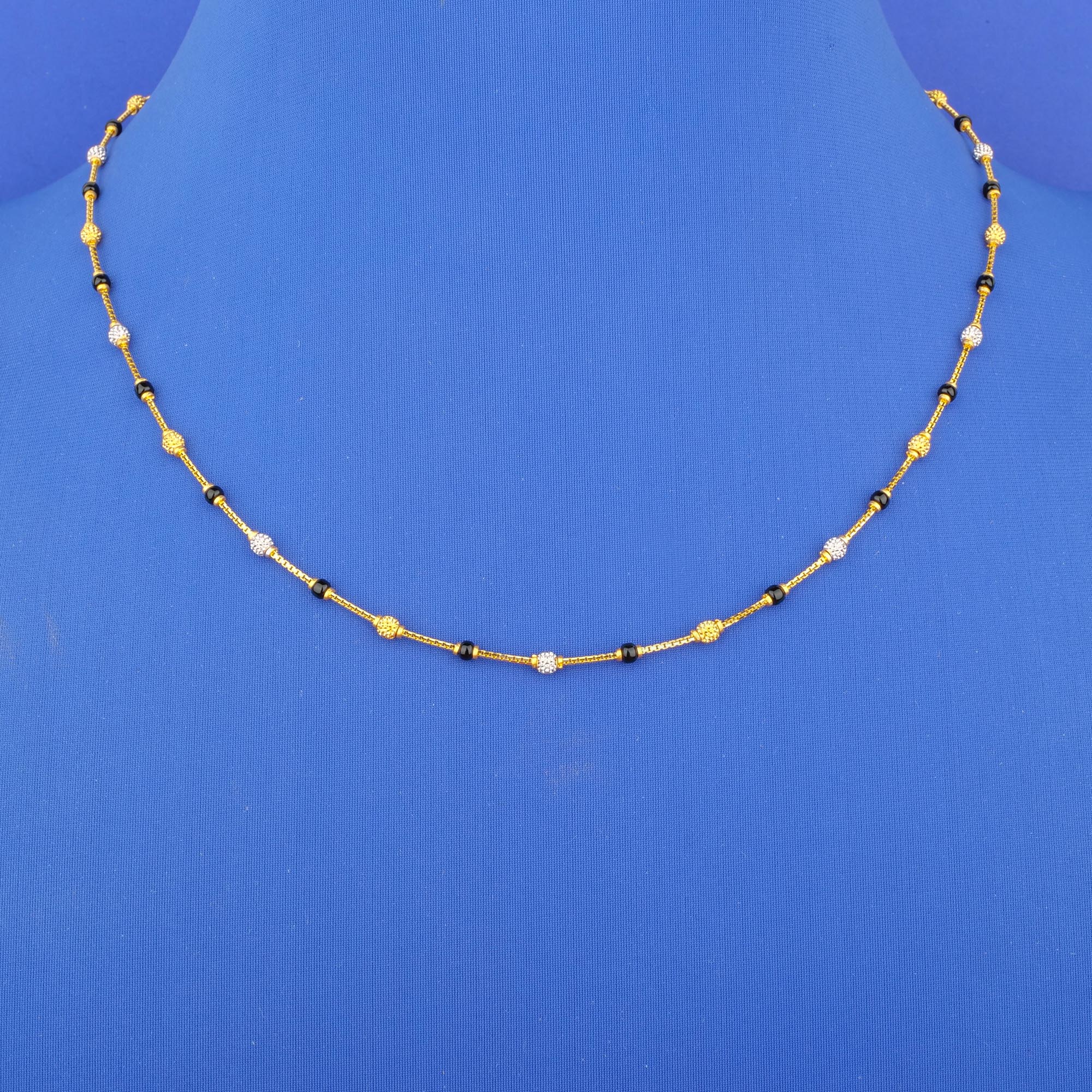 Twenty-Two Karat Two-Tone Gold Blackbead Chain*