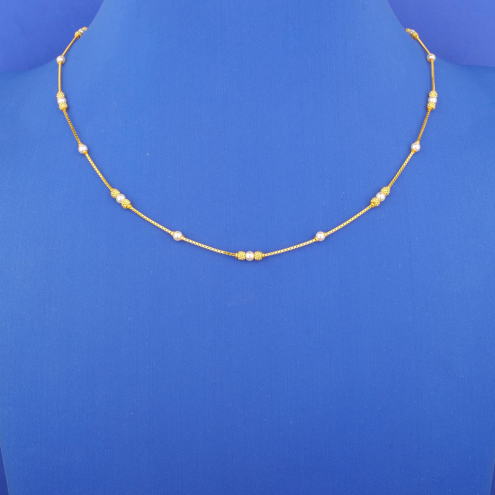 Twenty-Two Karat Gold Pearl Chain*