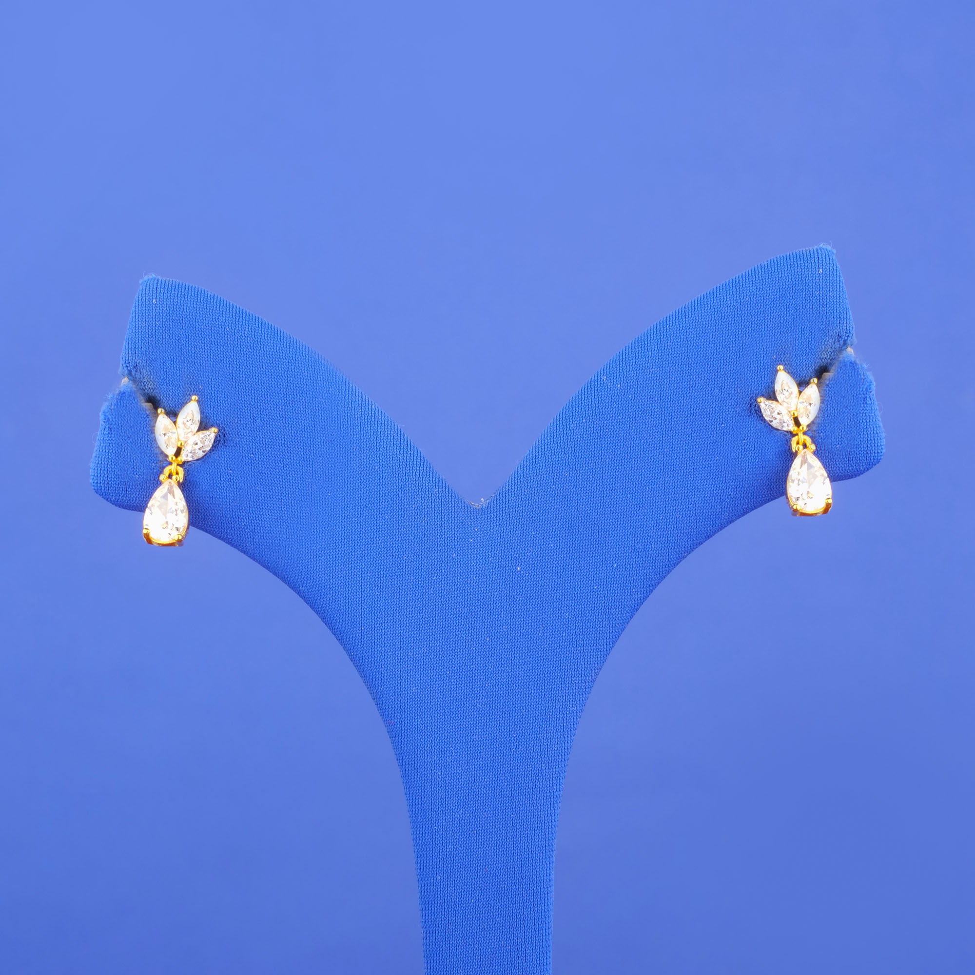 Twenty-Two Karat Gold Cubic Zirconia 'Drop' Earrings