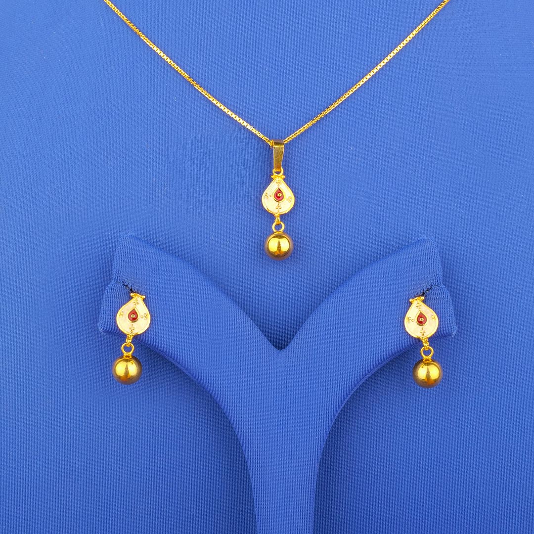 Twenty-Two Karat Minakari Gold Pendant and Earrings Set (chain not included)