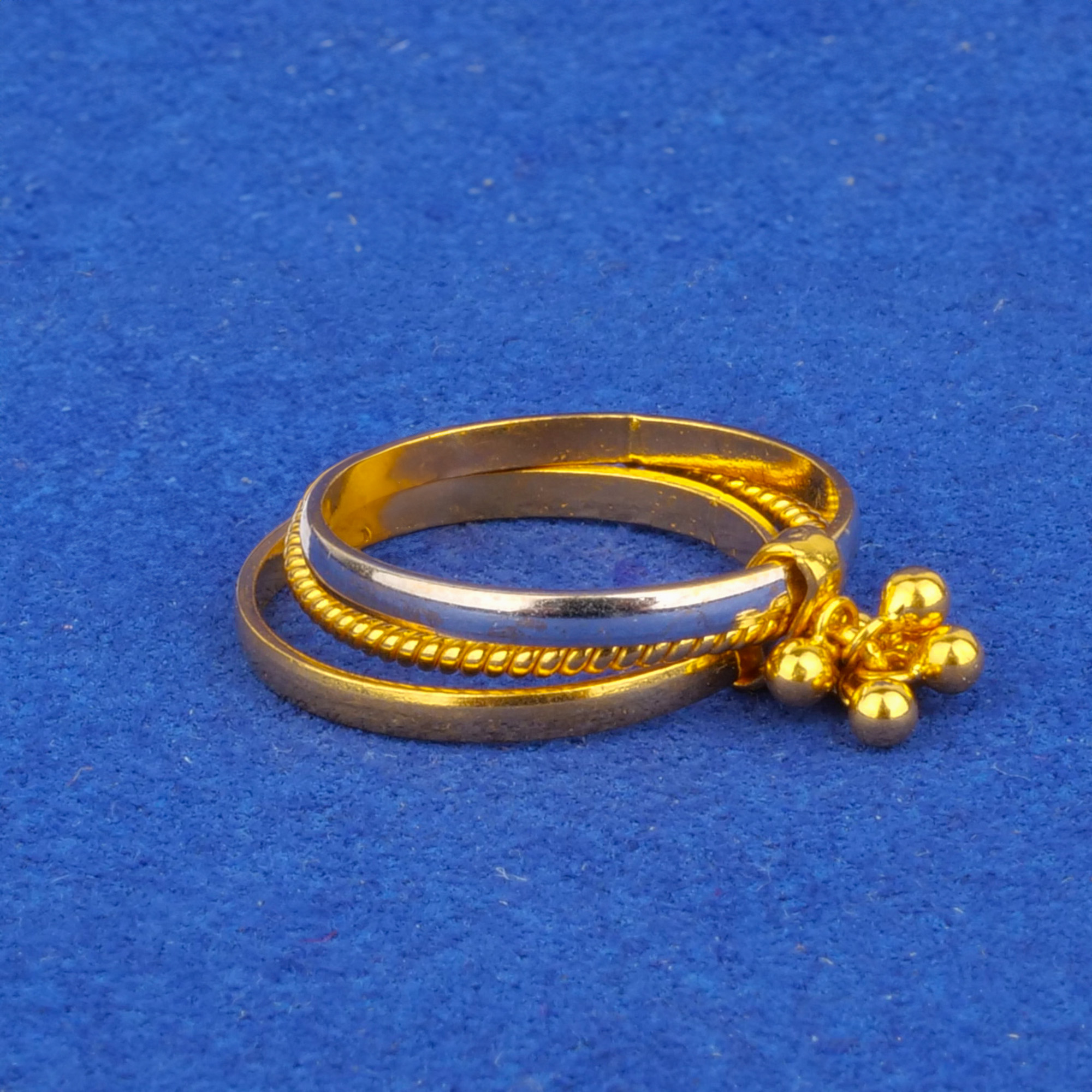Twenty-Two Karat Tri-color Gold Ring