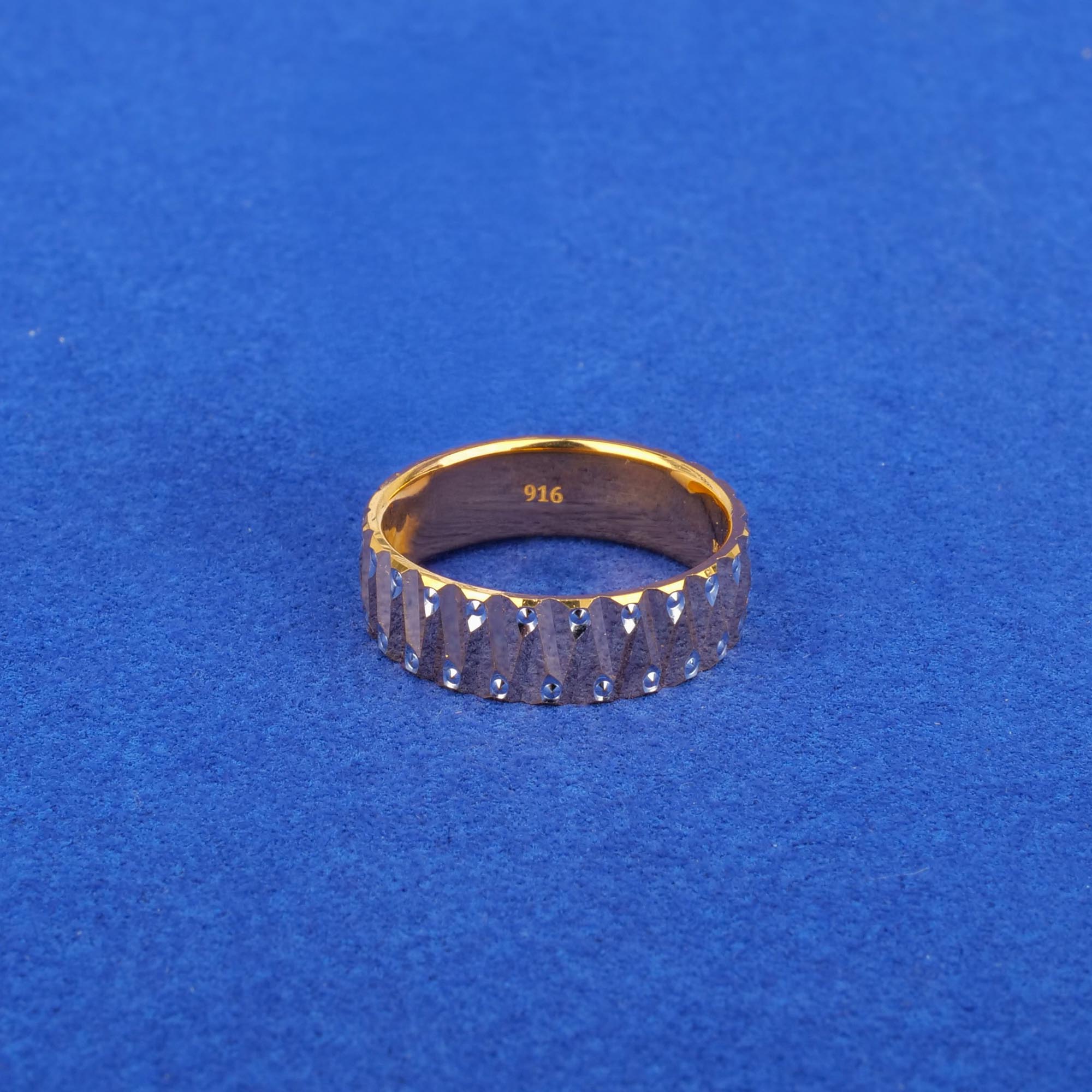 Twenty-Two Karat Two-Tone Gold Ring