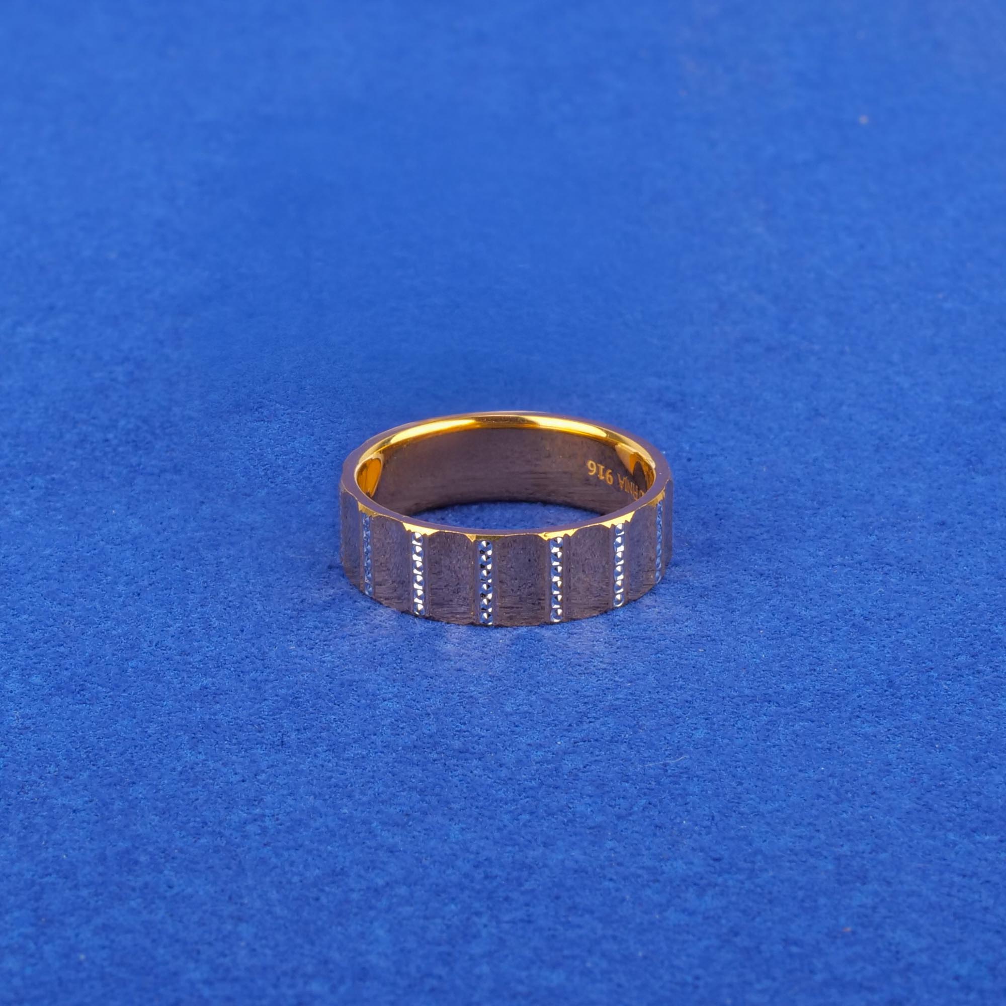 Twenty-Two Karat Two-Tone Gold Ring