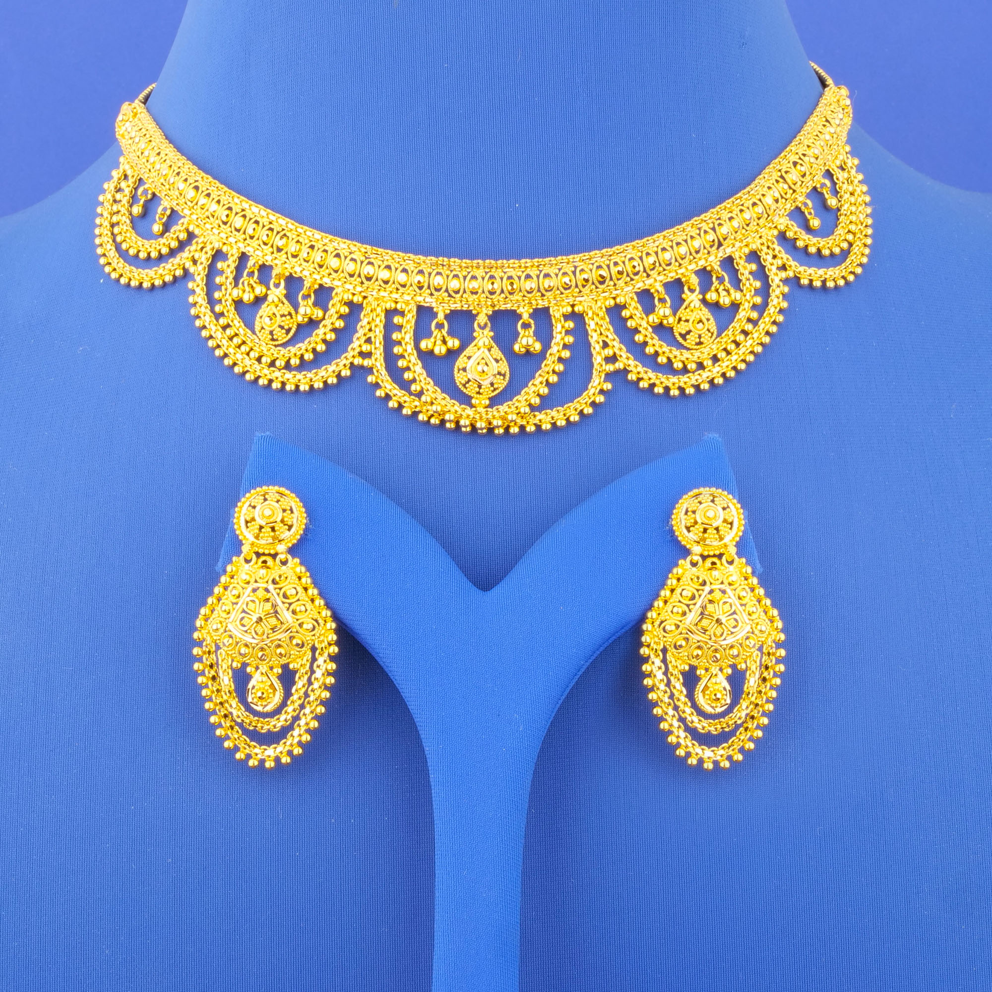 Twenty-Two Karat Gold Choker/Necklace and Earrings Set