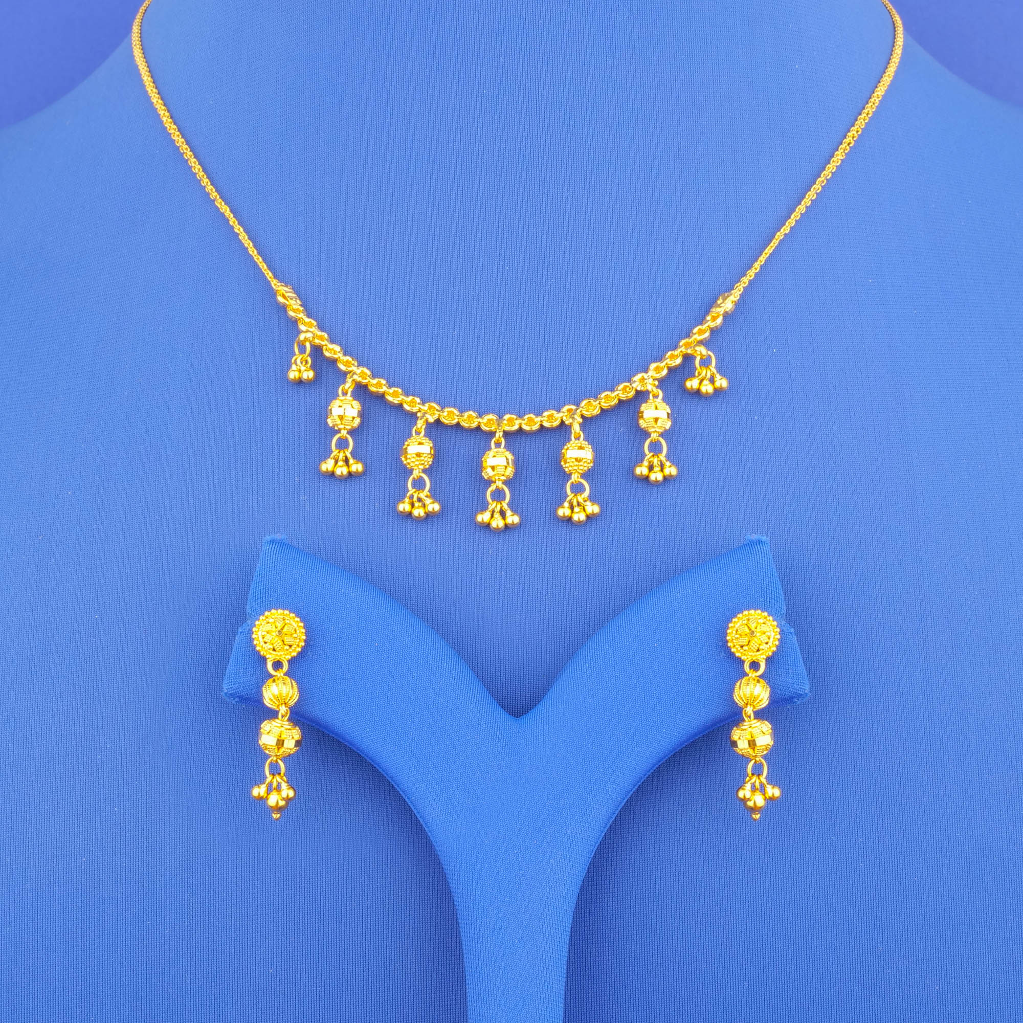 22K Gold 'Charm' Necklace Earring Set