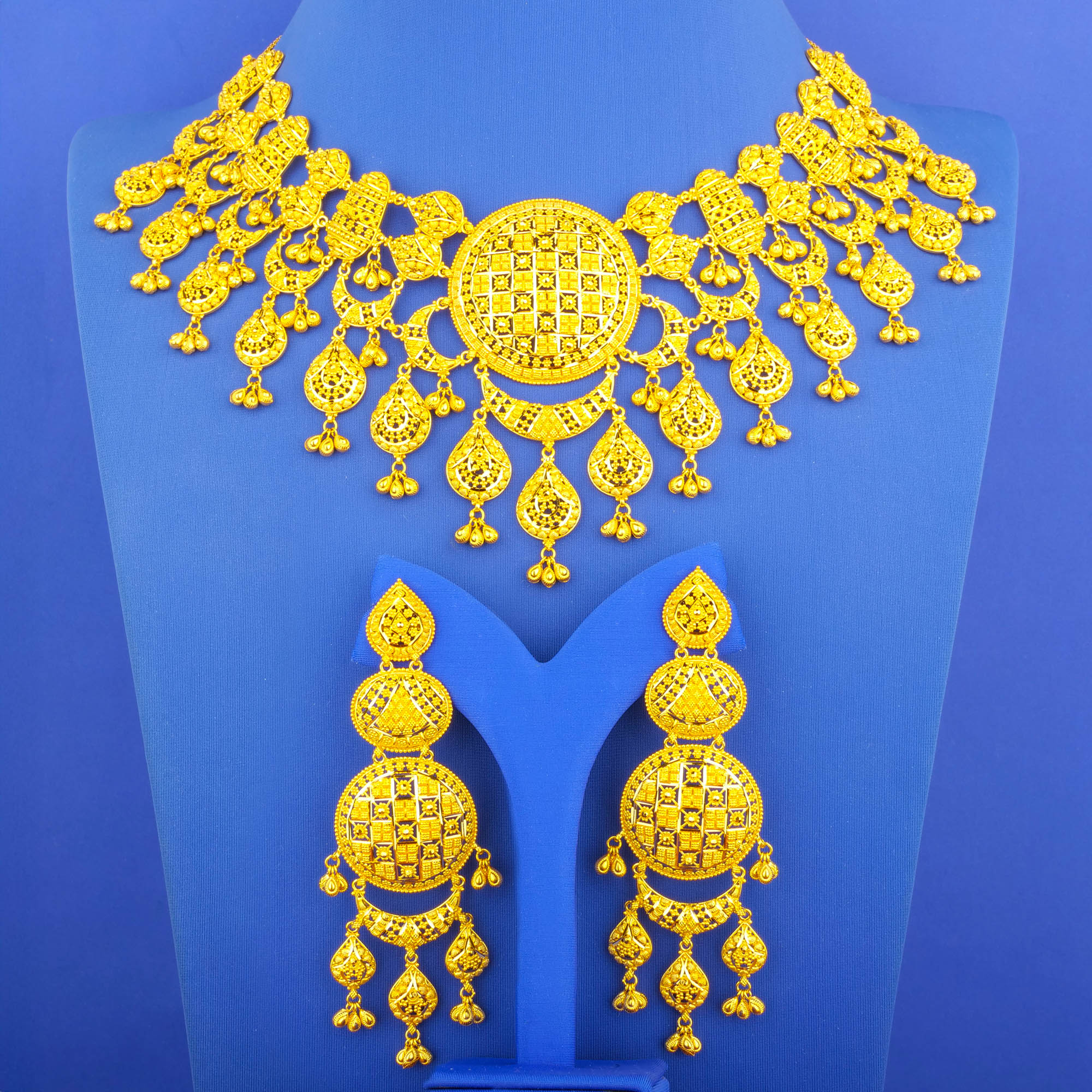 Twenty-Two Karat Gold Necklace Earring Set