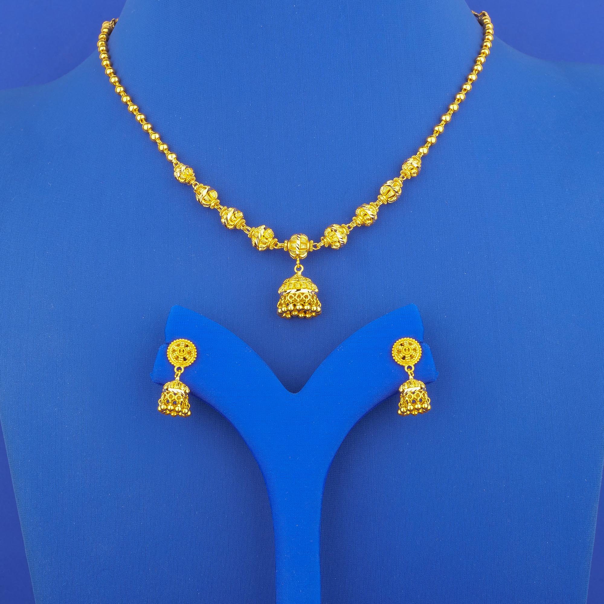 Twenty-Two Karat Gold 'Jhumka' Necklace and Earrings Set