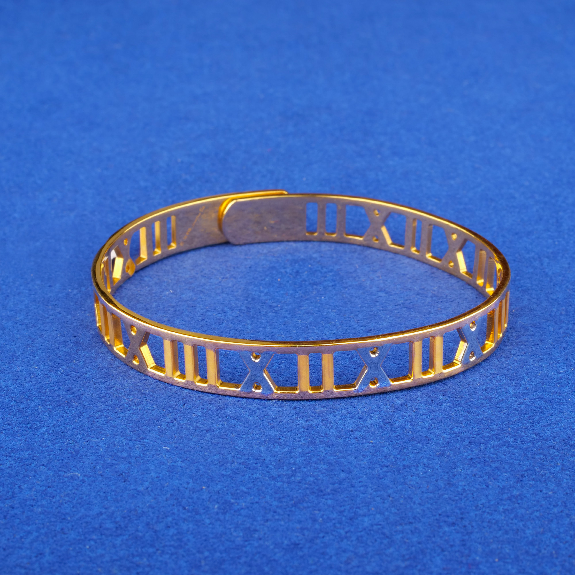22K Two-Tone Gold Bangle/Bracelet