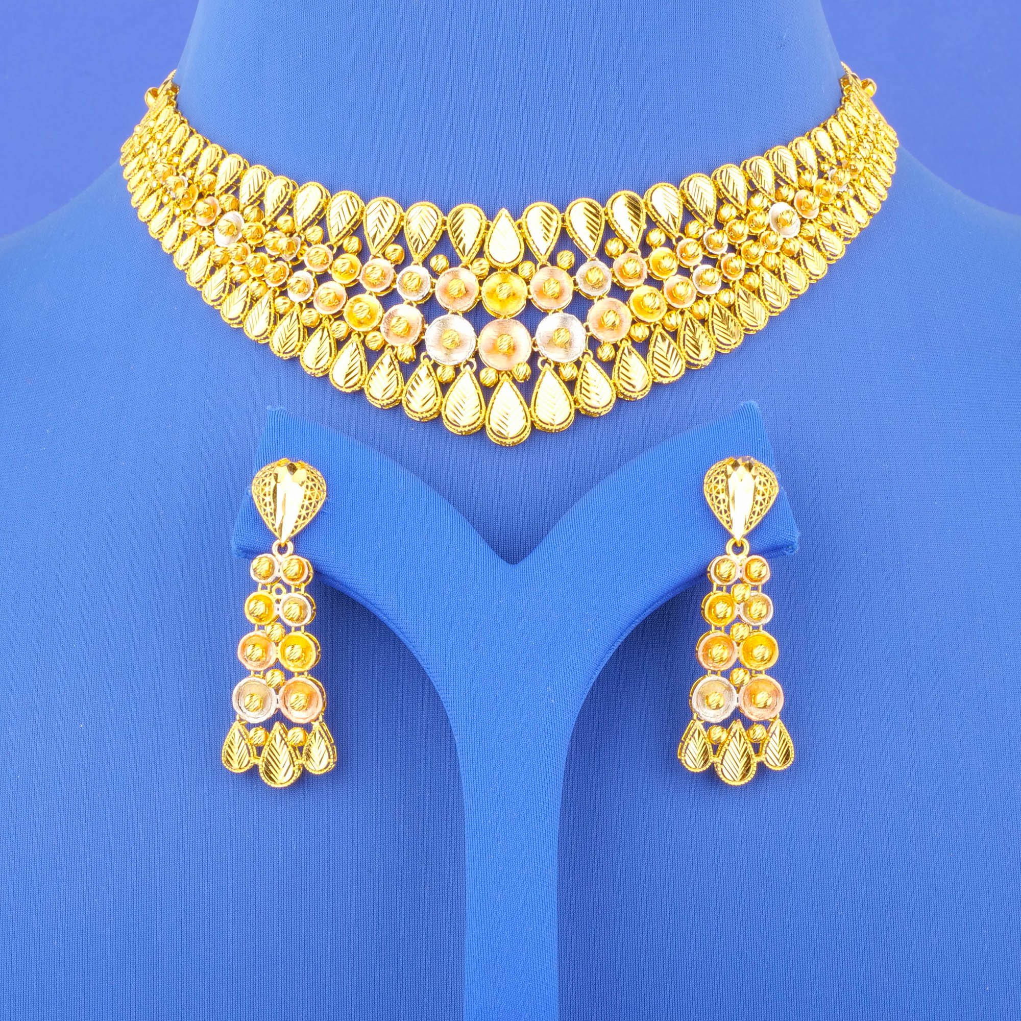 22K 'Fancy' Tri-Color Gold Necklace Earring Set