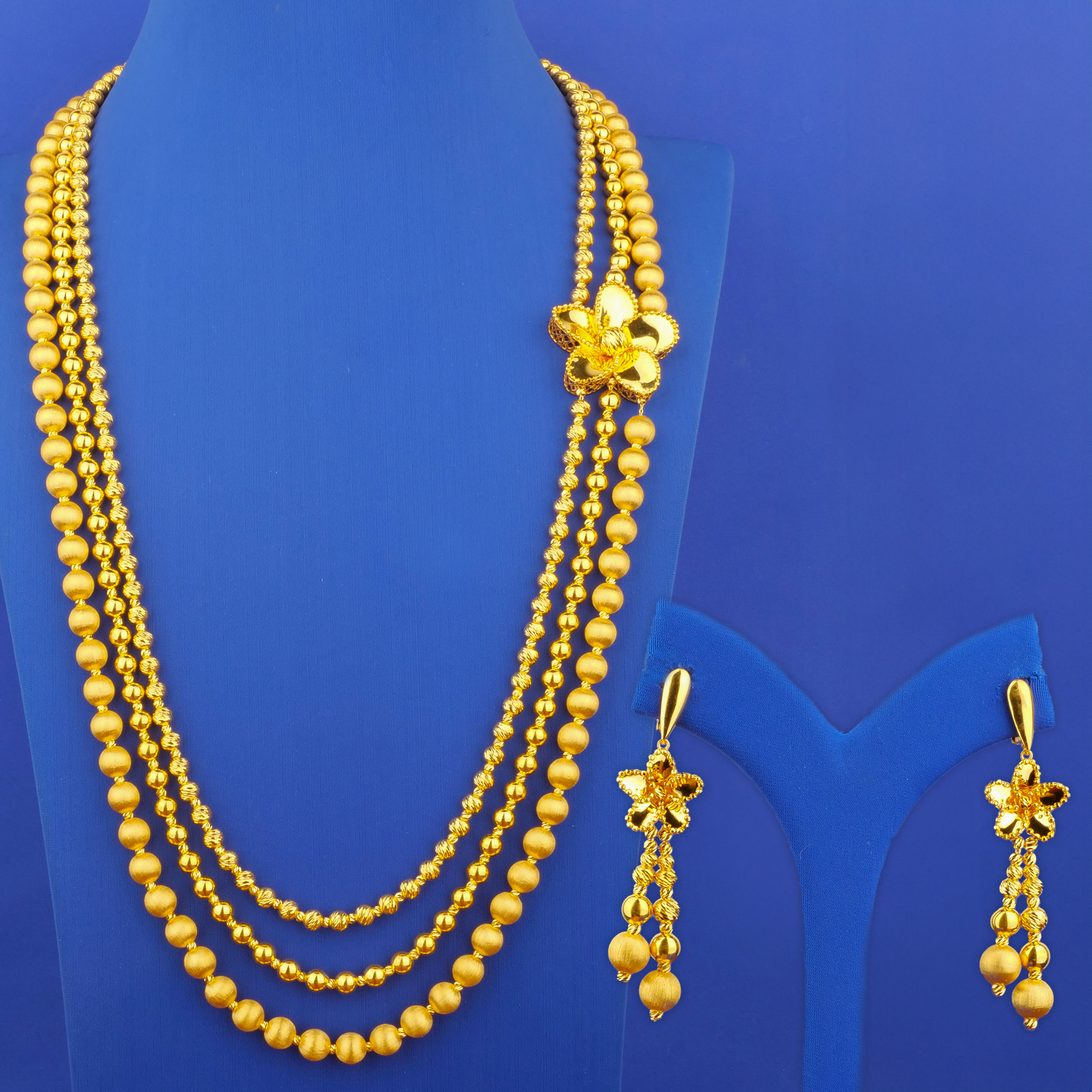 22K 'Fancy' Gold Necklace and Earrings Set (L)