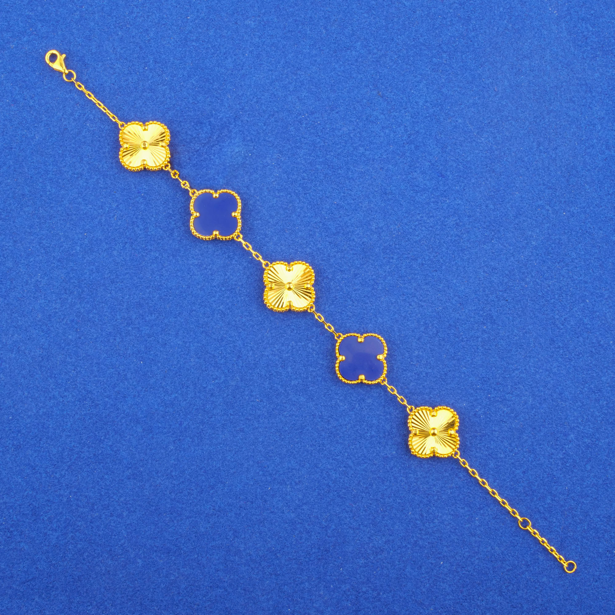 Twenty-Two Karat Gold Lapis 'Clover' Bracelet