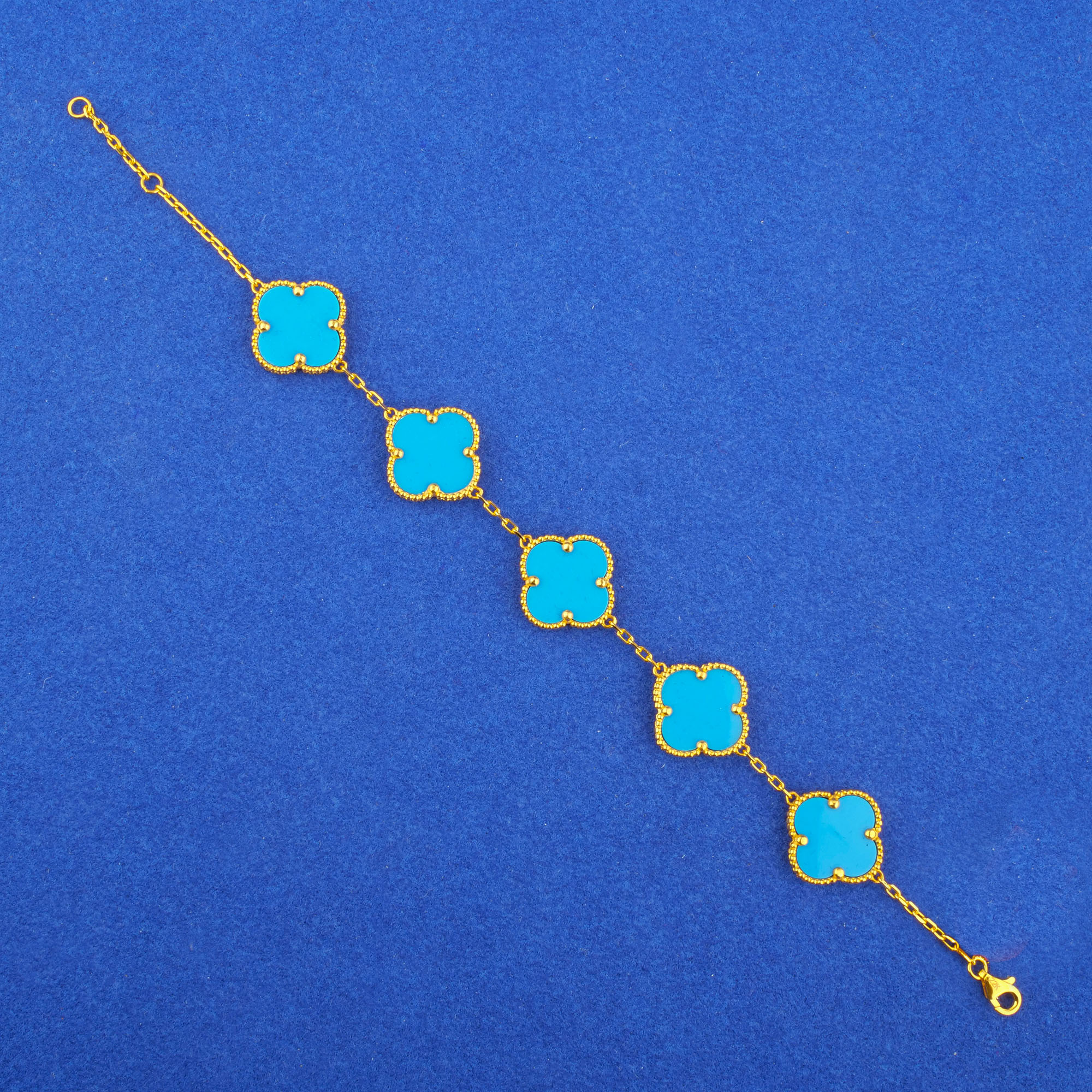Twenty-Two Karat Gold Turquoise 'Clover' Bracelet