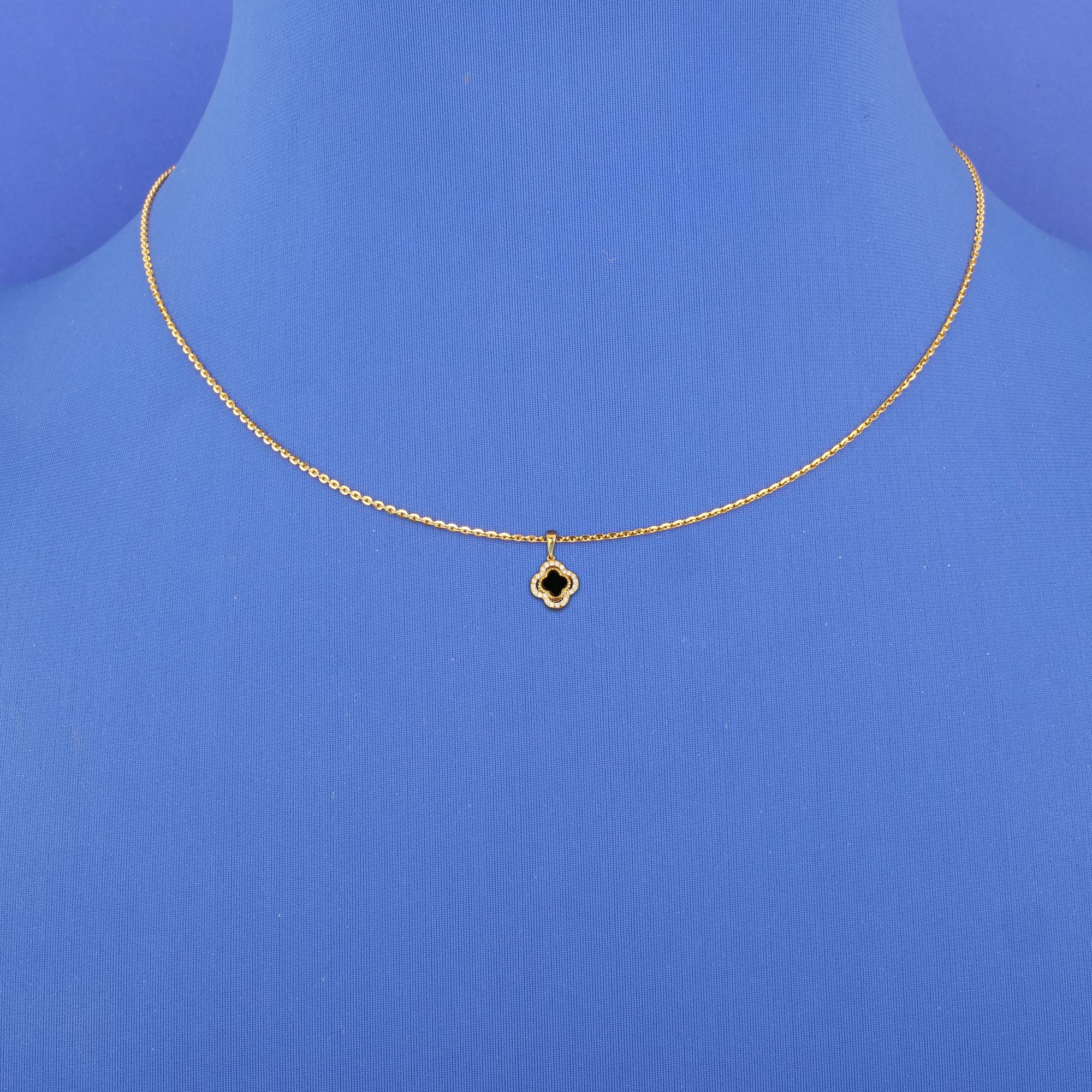 22K Gold Onyx 'Clover' Pendant