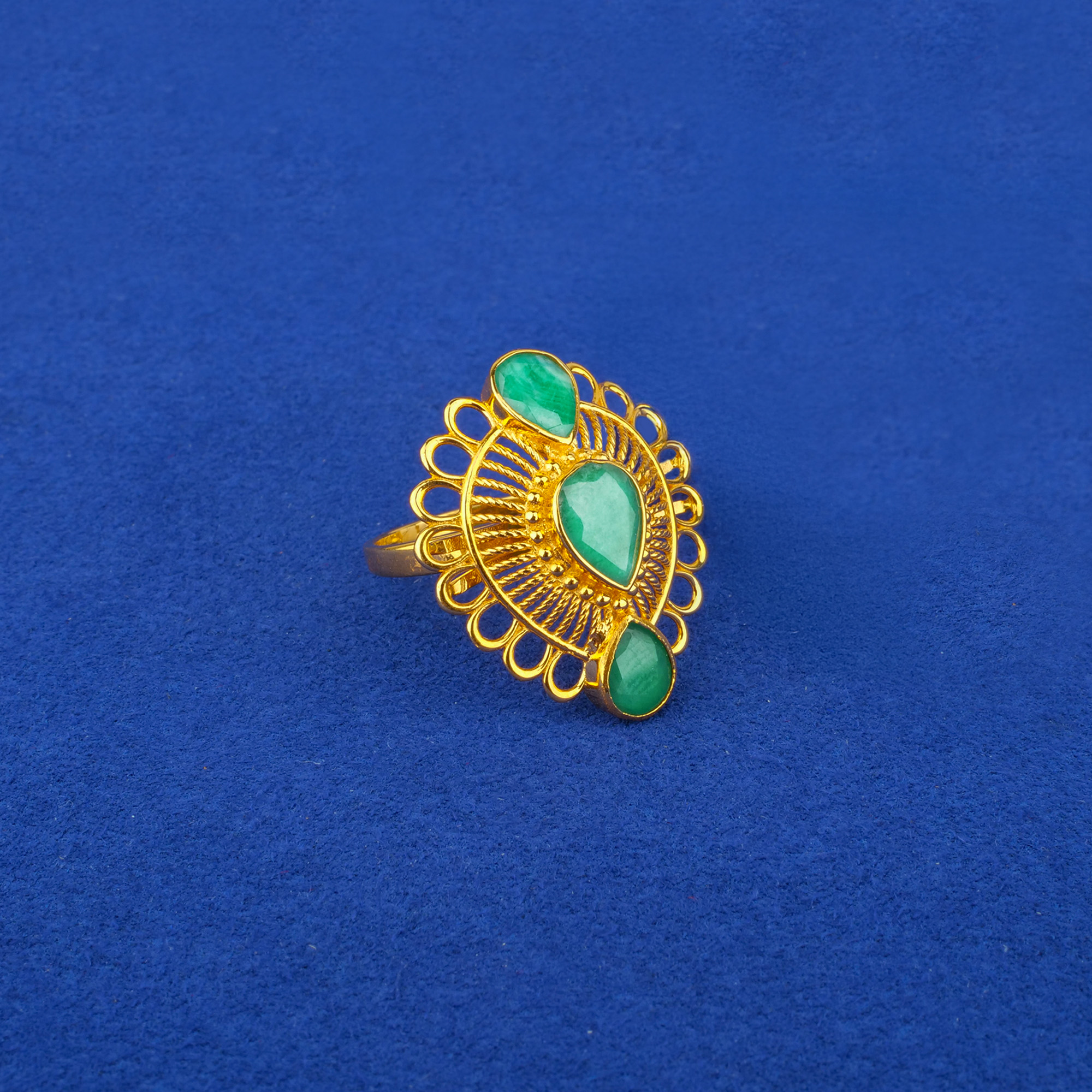 22K Gold Emerald Ring