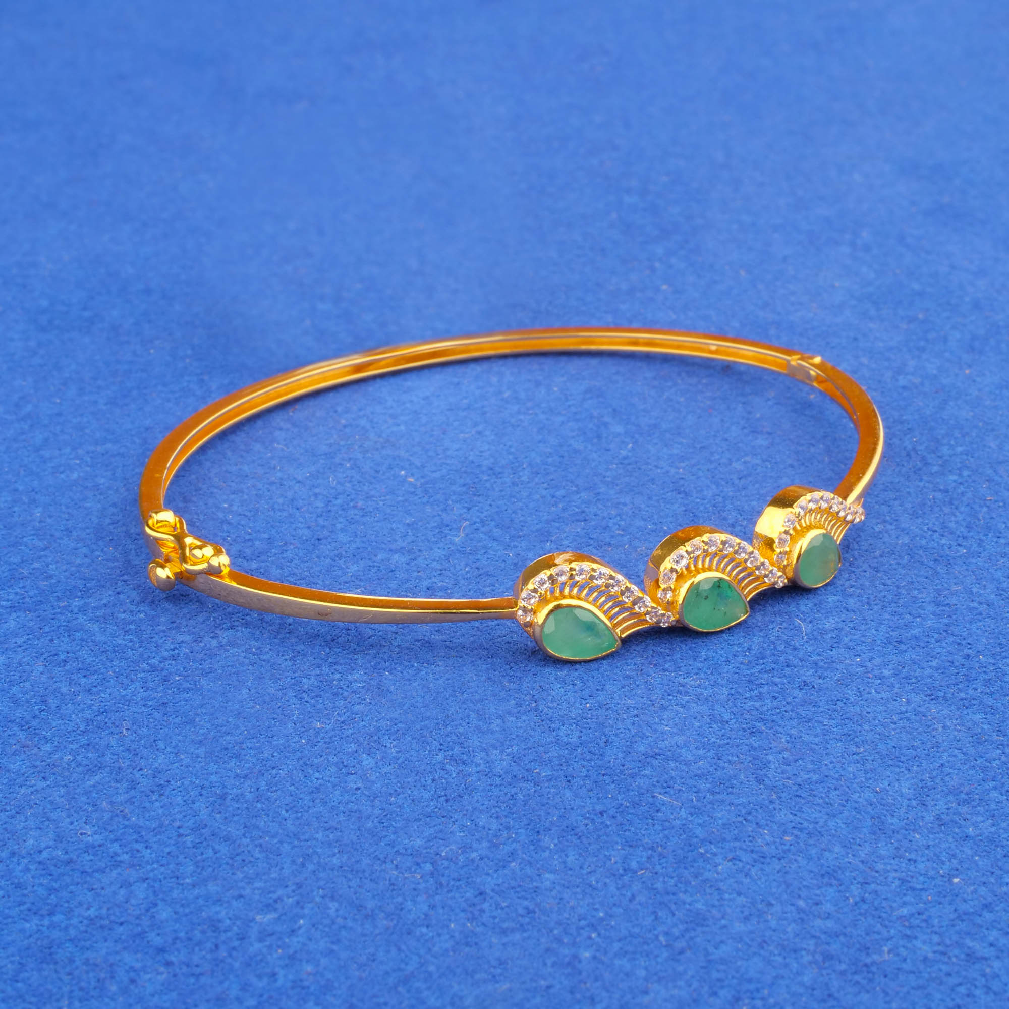 22K Gold Emerald Cubic Zirconia Bangle/Bracelet