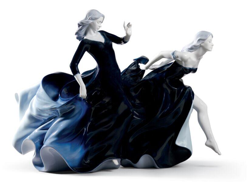 Night Approaches Women Figurine. Limited Edition