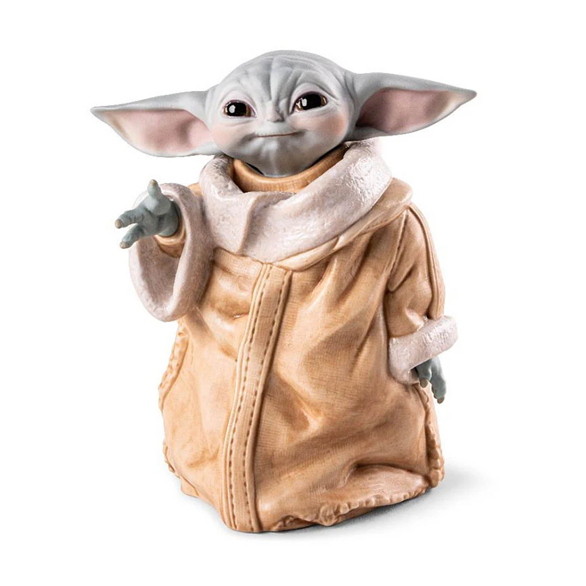 Grogu, the cute beyond words jaw dropping surprise that NO ONE saw coming at the end of The Mandalorian's first episode, instantly entered the heart of every Star Wars fan around the world.